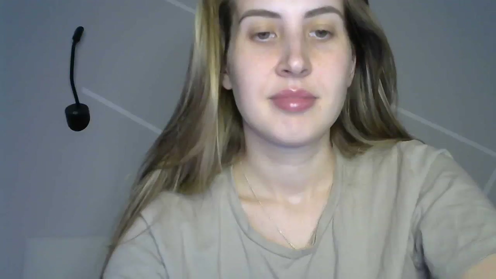 Gallery image thumbnail from MarryCox's myfreecams stream on, 09/19/2023, 11:57 image 10 of 20