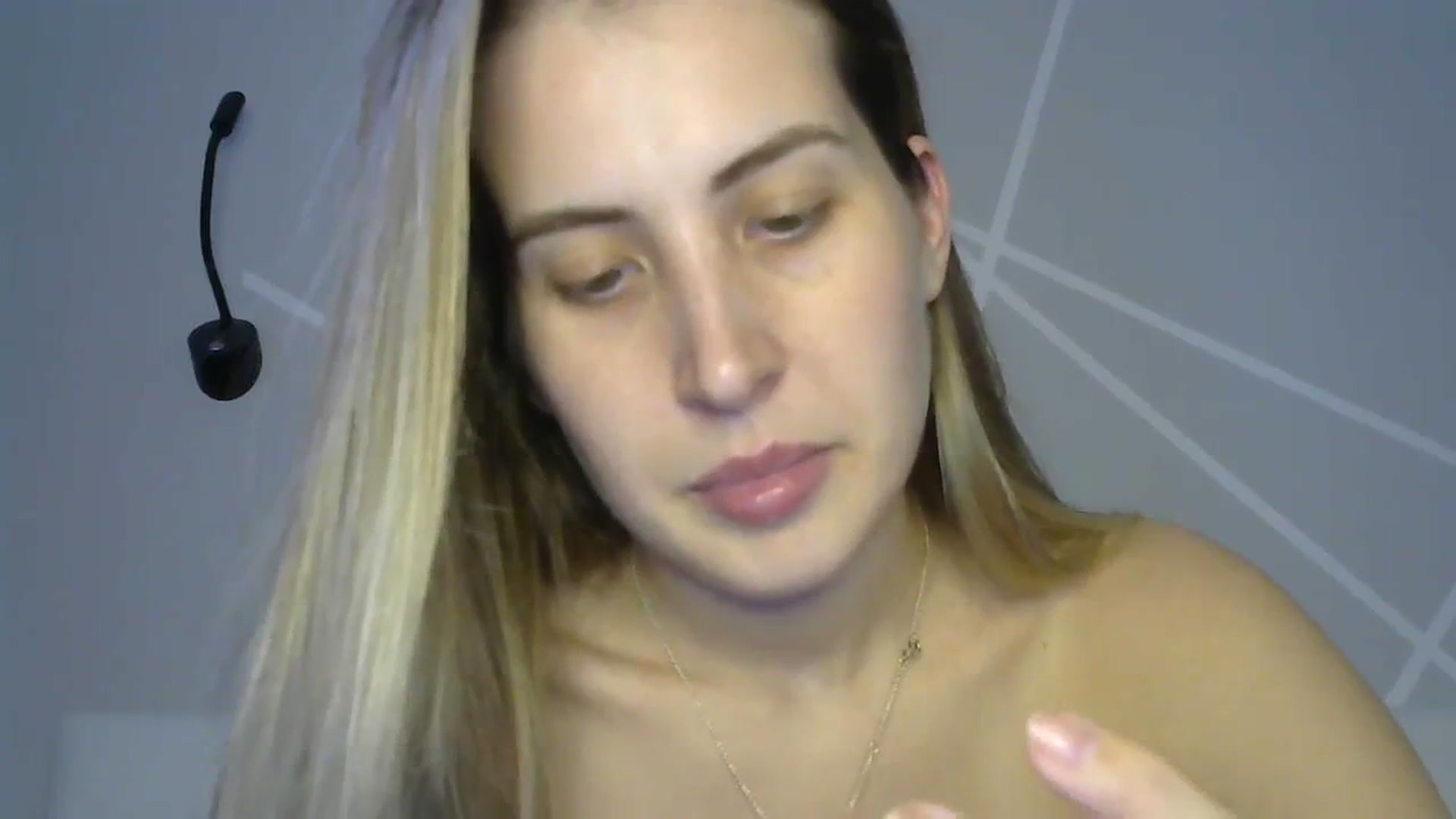 Gallery image thumbnail from MarryCox's myfreecams stream on, 09/19/2023, 13:33 image 13 of 20