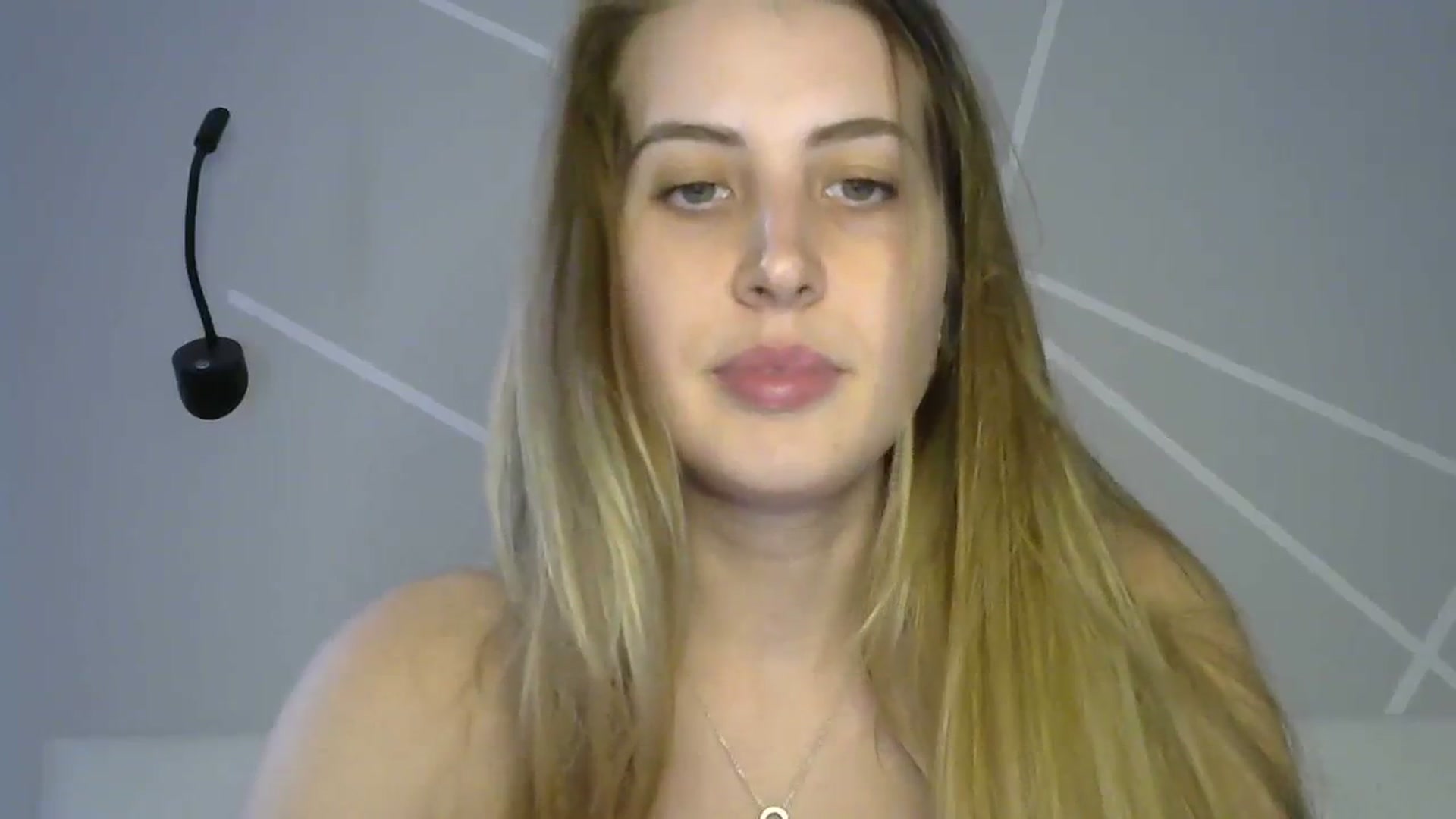 Gallery image thumbnail from MarryCox's myfreecams stream on, 10/04/2023, 14:13 image 12 of 20