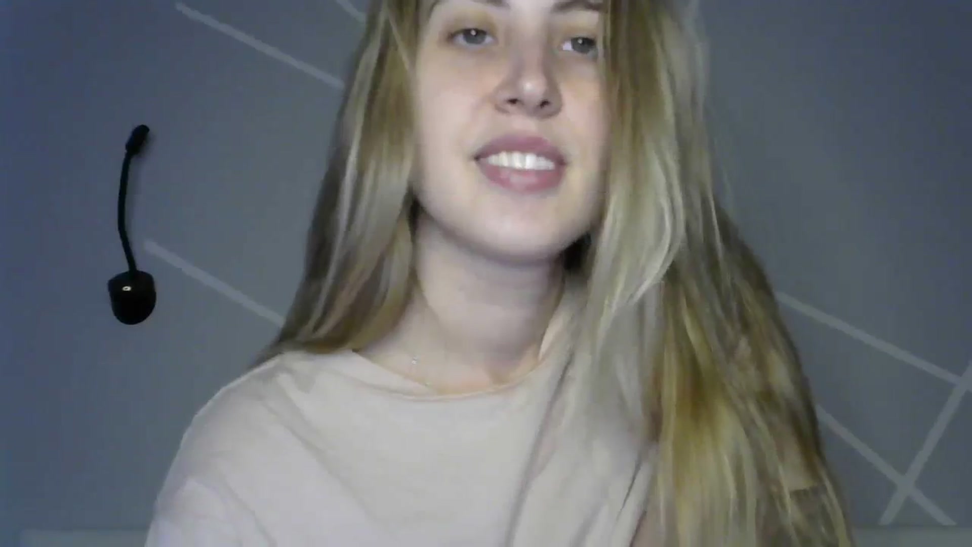 Gallery image thumbnail from MarryCox's myfreecams stream on, 11/05/2023, 11:08 image 3 of 20