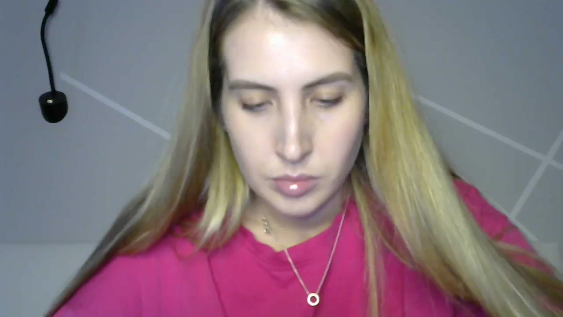 Gallery image thumbnail from MarryCox's myfreecams stream on, 11/08/2023, 11:39 image 17 of 20
