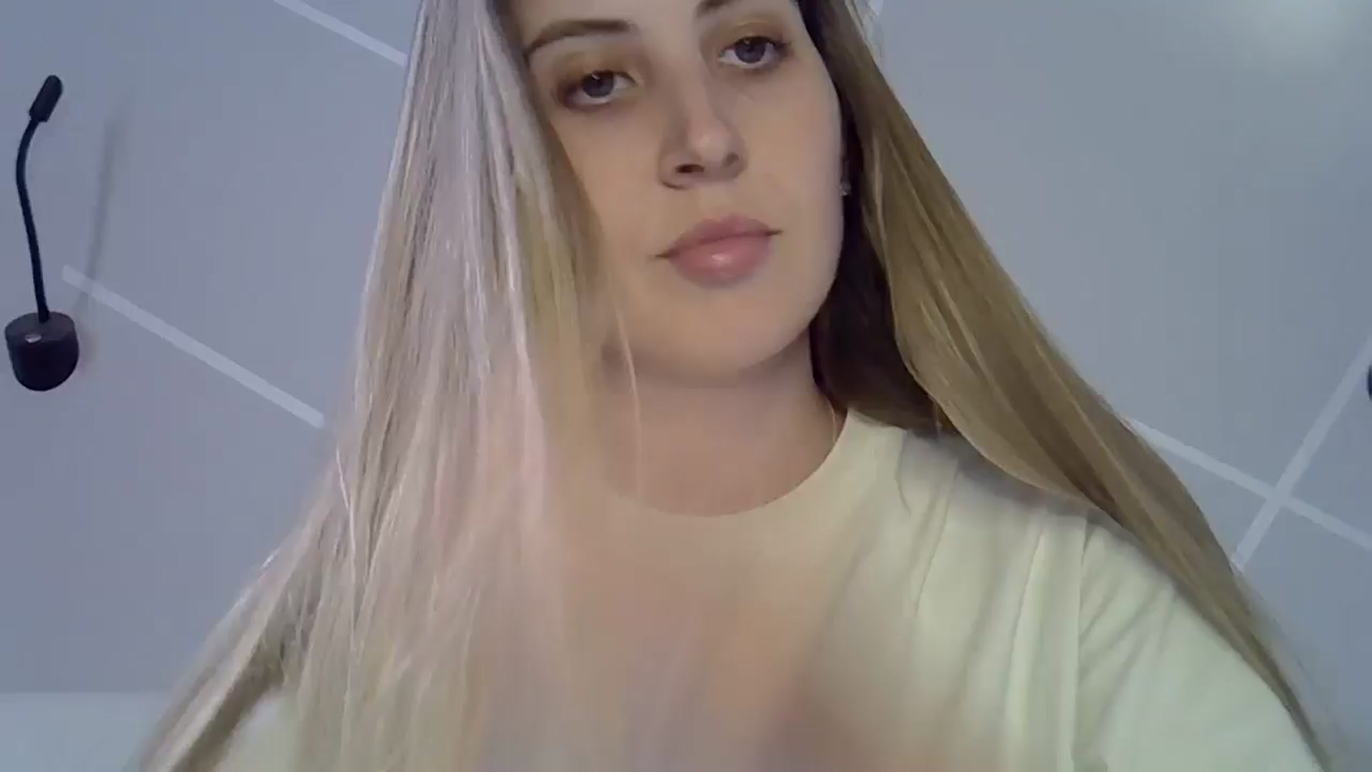 Gallery image thumbnail from MarryCox's myfreecams stream on, 06/09/2024, 12:53 image 1 of 20