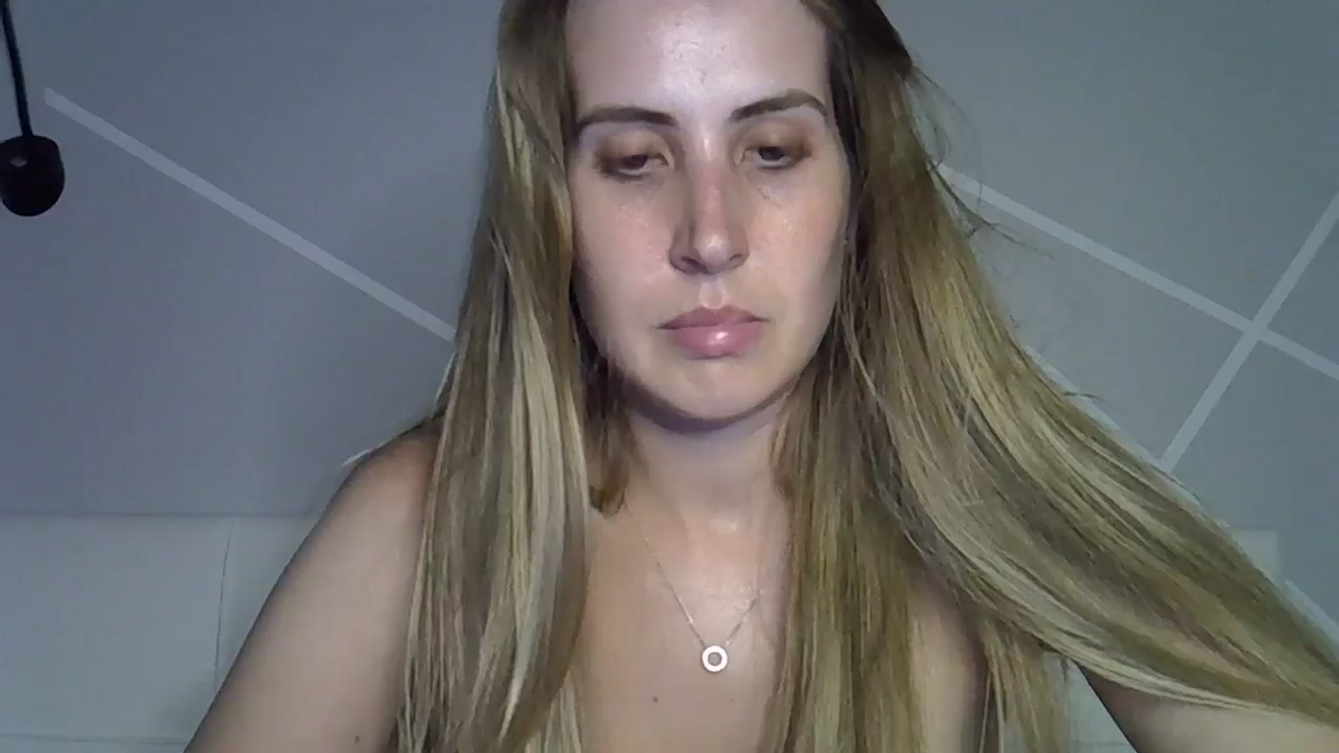 Gallery image thumbnail from MarryCox's myfreecams stream on, 06/17/2024, 16:35 image 16 of 20