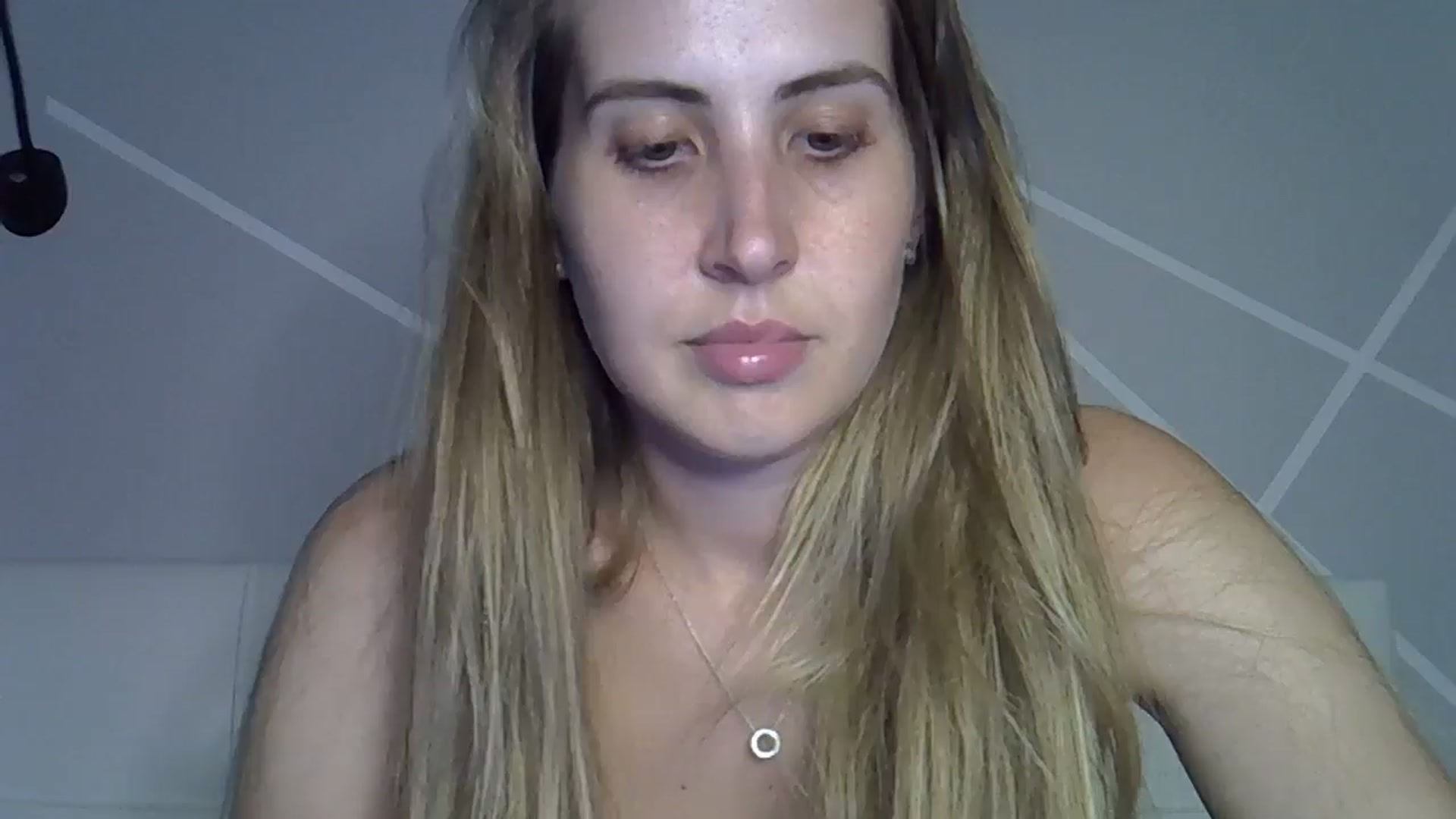 Gallery image thumbnail from MarryCox's myfreecams stream on, 06/17/2024, 16:35 image 17 of 20
