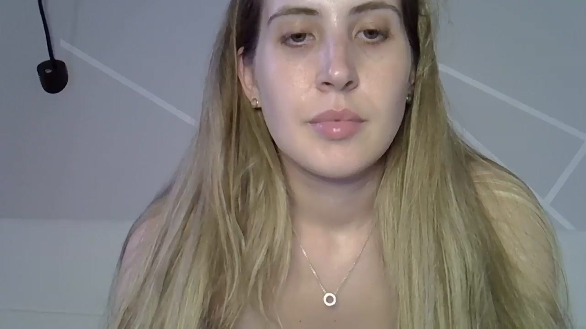 Gallery image thumbnail from MarryCox's myfreecams stream on, 06/18/2024, 16:28 image 4 of 20