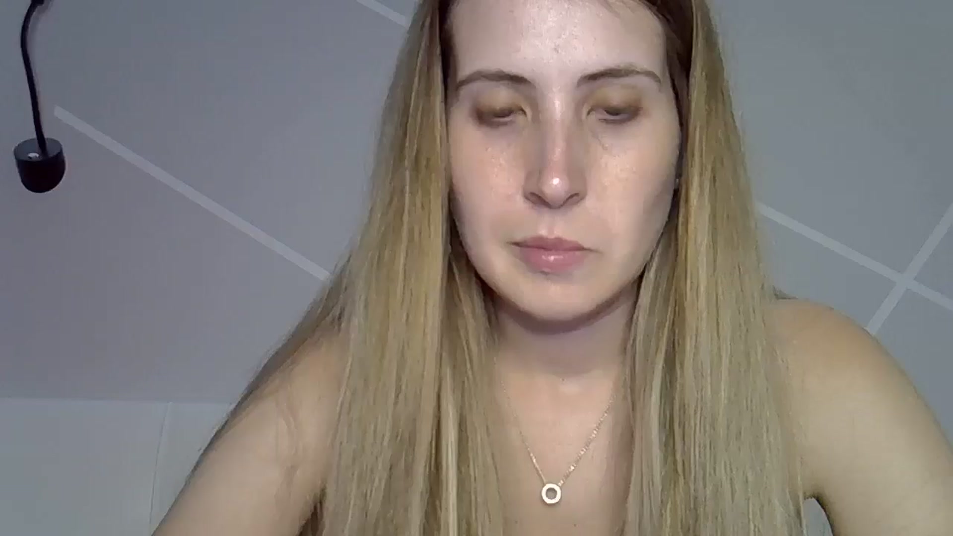 Gallery image thumbnail from MarryCox's myfreecams stream on, 06/23/2024, 14:21 image 19 of 20