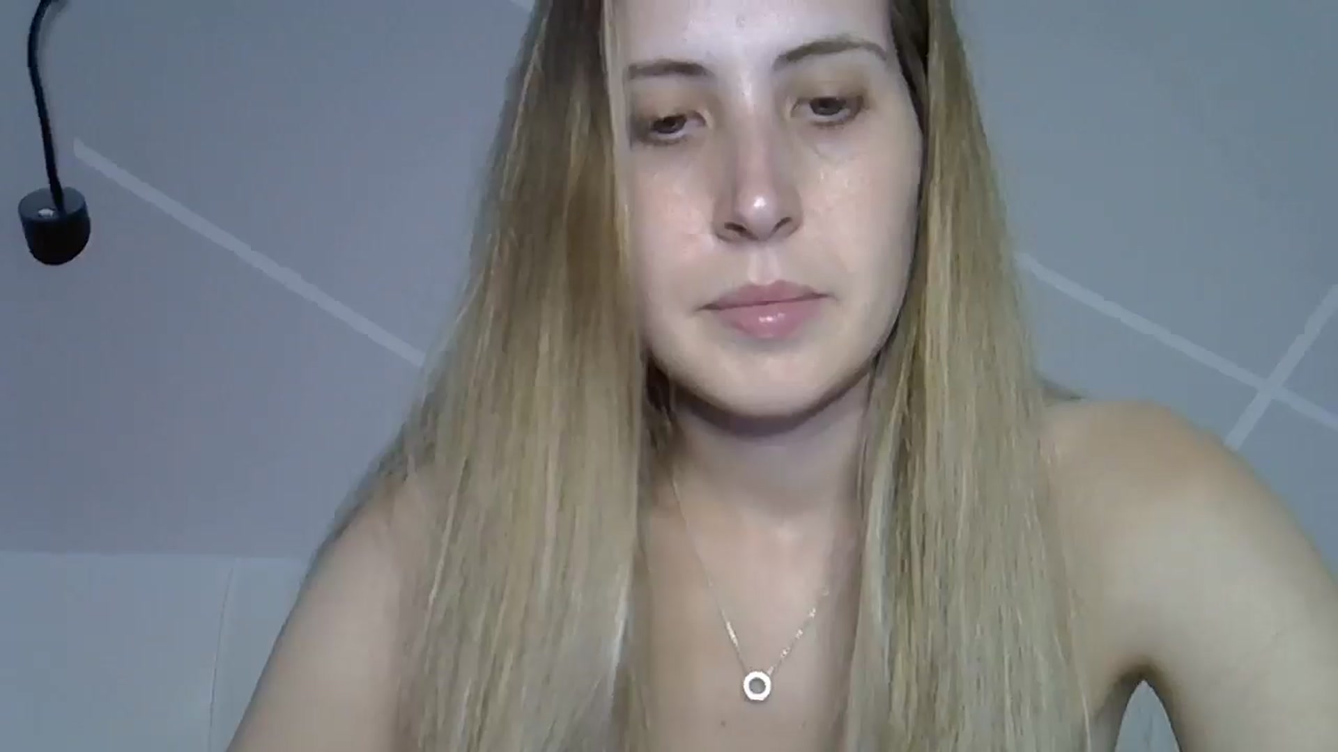 Gallery image thumbnail from MarryCox's myfreecams stream on, 06/23/2024, 14:21 image 16 of 20