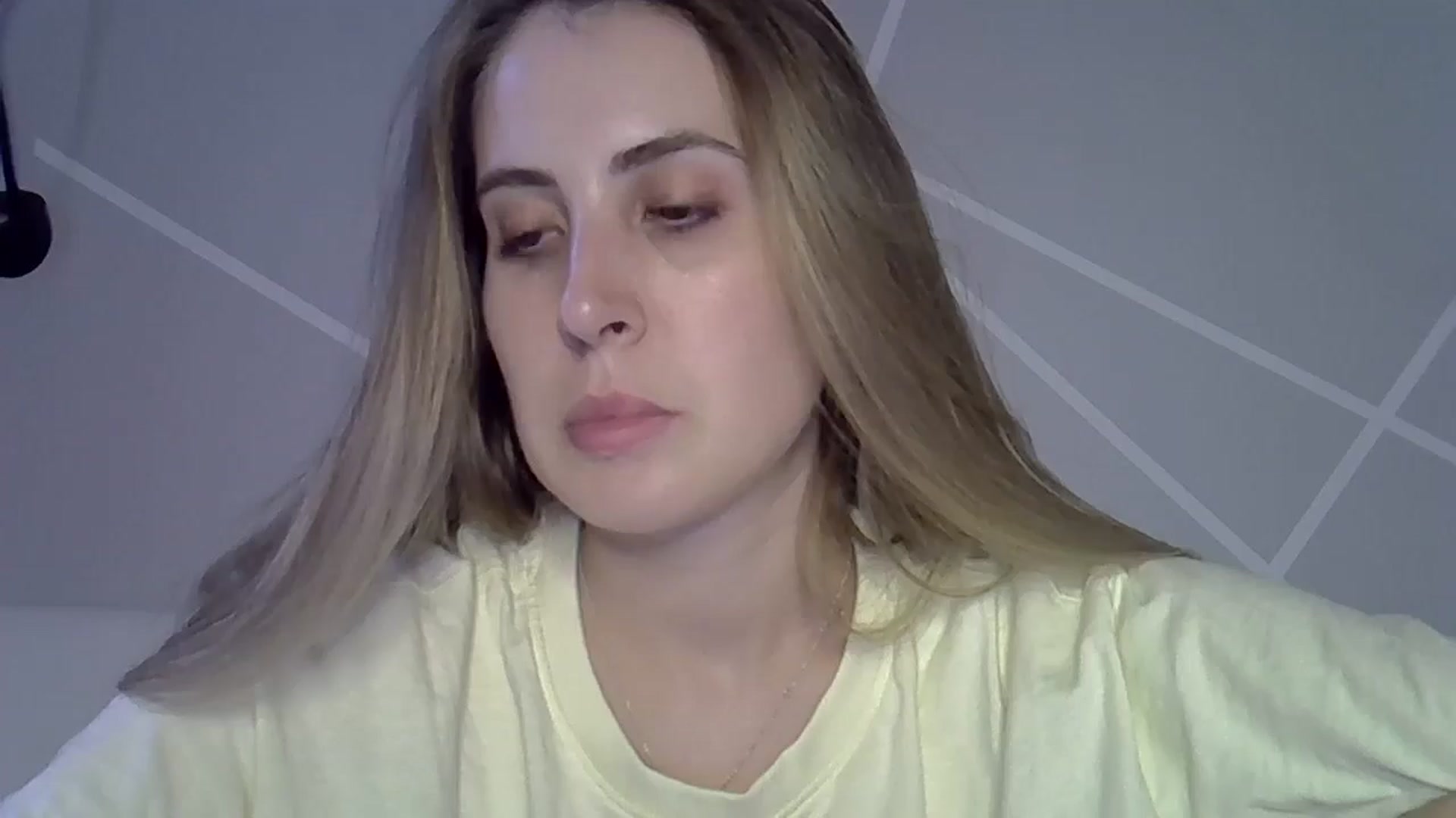 Gallery image thumbnail from MarryCox's myfreecams stream on, 06/29/2024, 16:19 image 15 of 20