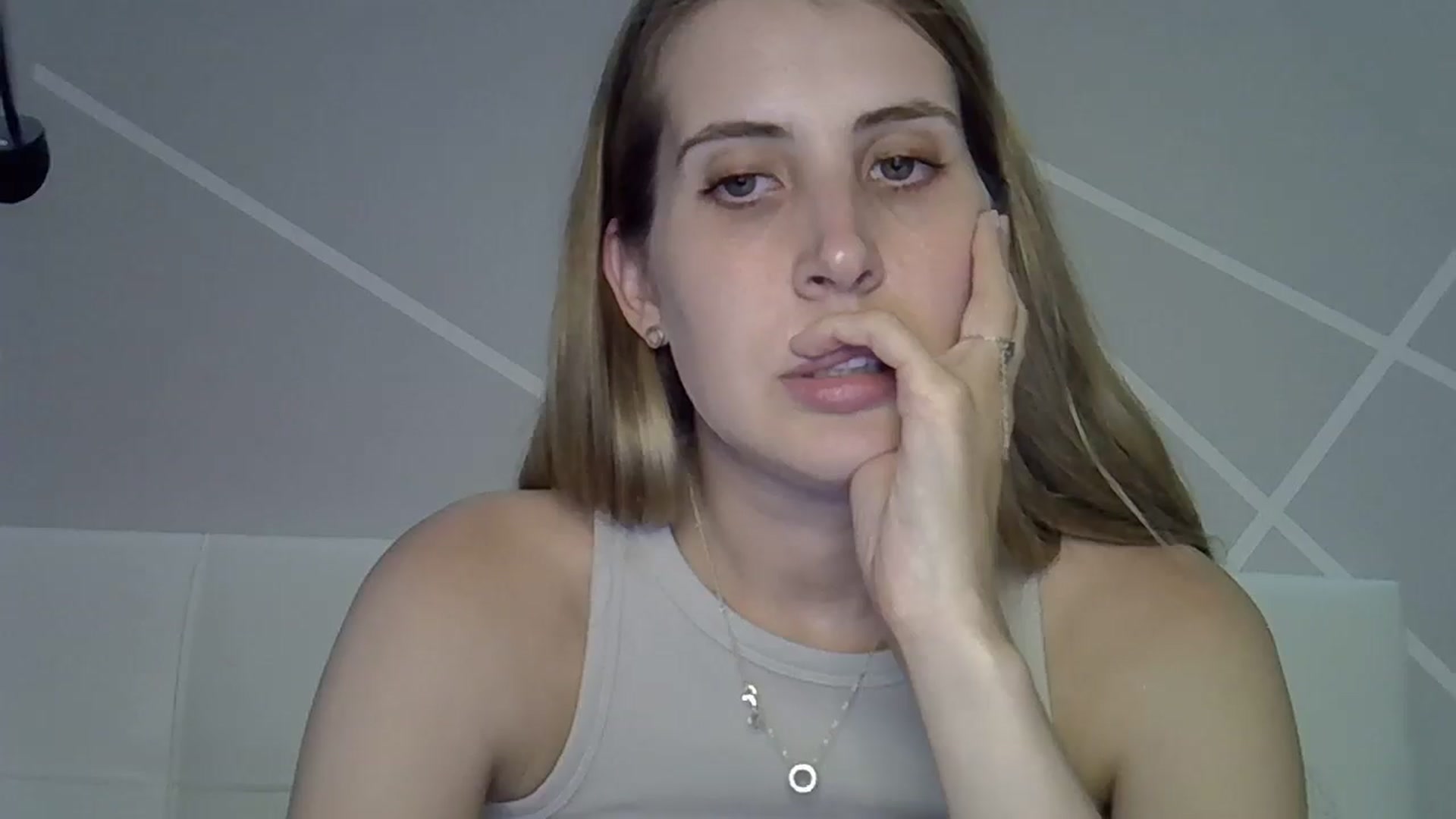 Gallery image thumbnail from MarryCox's myfreecams stream on, 07/04/2024, 16:57 image 20 of 20