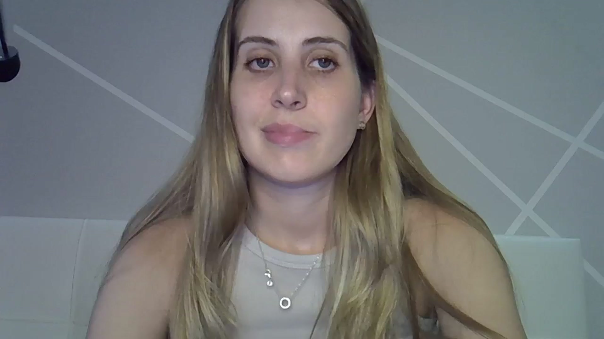 Gallery image thumbnail from MarryCox's myfreecams stream on, 07/04/2024, 16:57 image 2 of 20