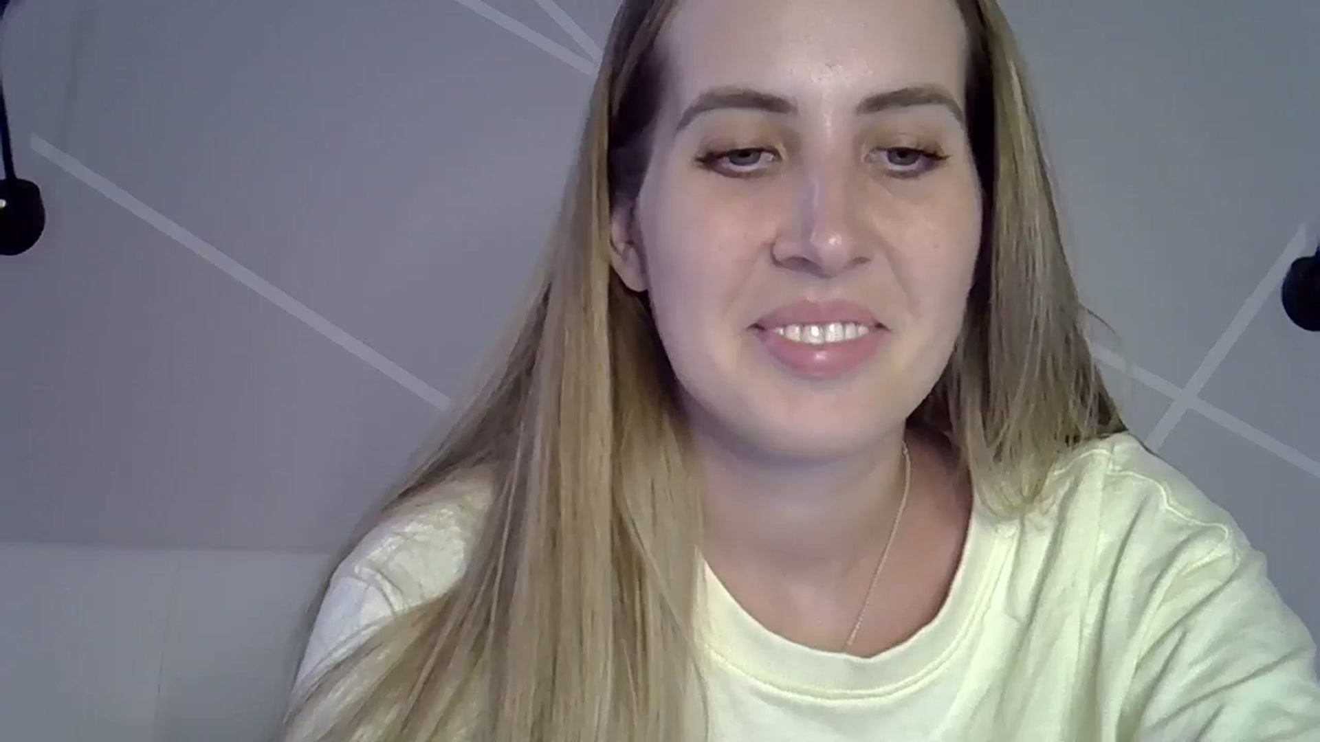 Gallery image thumbnail from MarryCox's myfreecams stream on, 07/07/2024, 16:04 image 11 of 20
