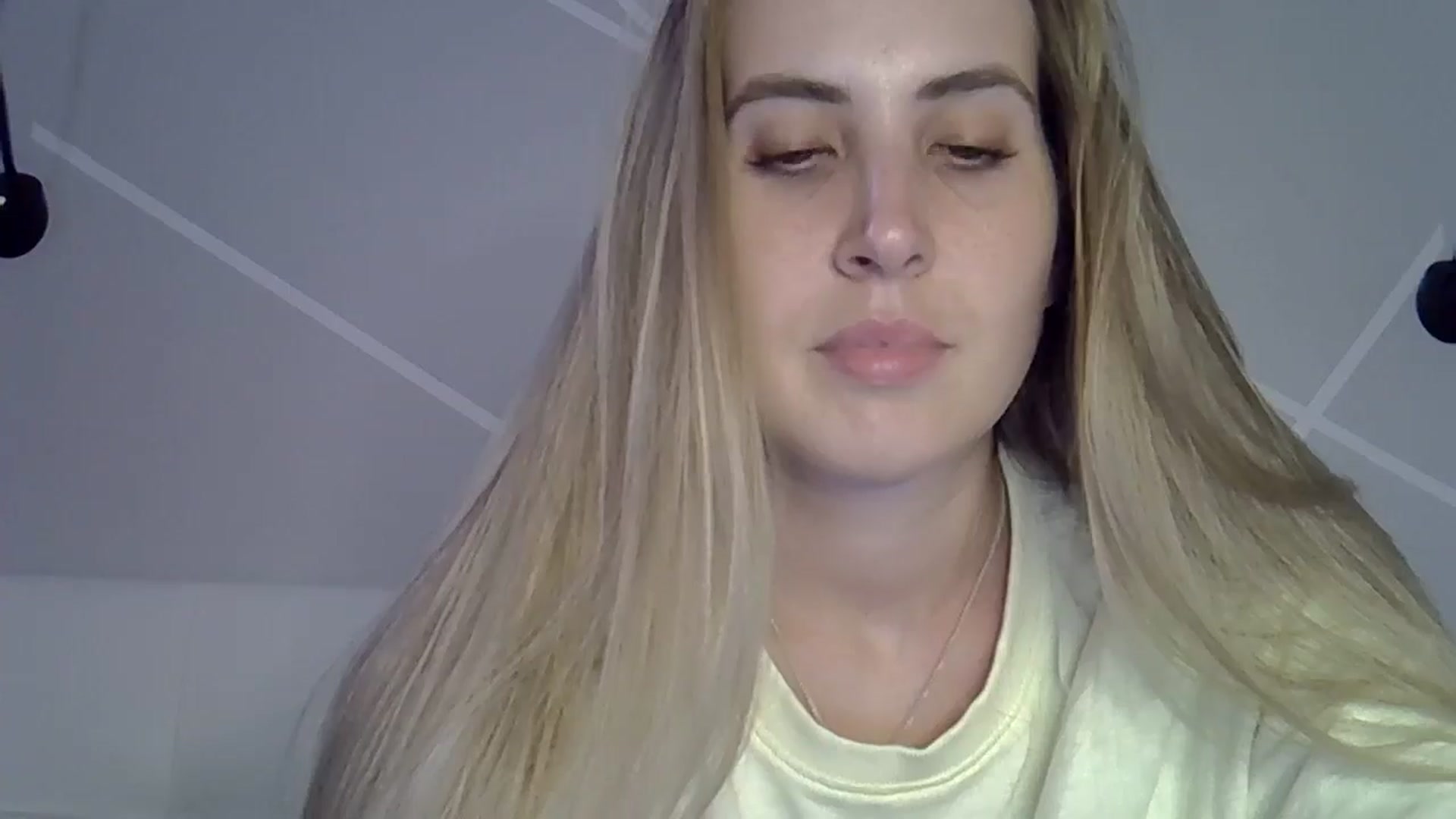 Gallery image thumbnail from MarryCox's myfreecams stream on, 07/07/2024, 16:04 image 6 of 20