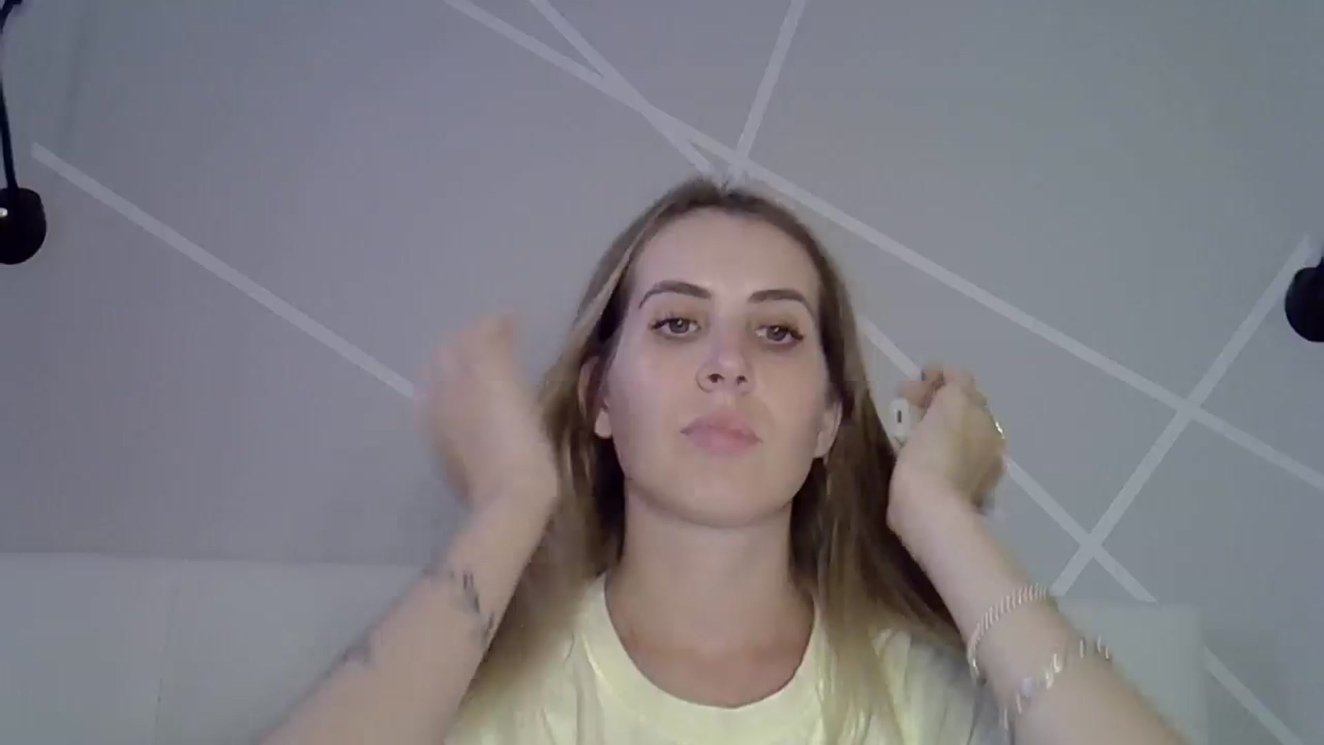 Gallery image thumbnail from MarryCox's myfreecams stream on, 07/07/2024, 16:04 image 14 of 20