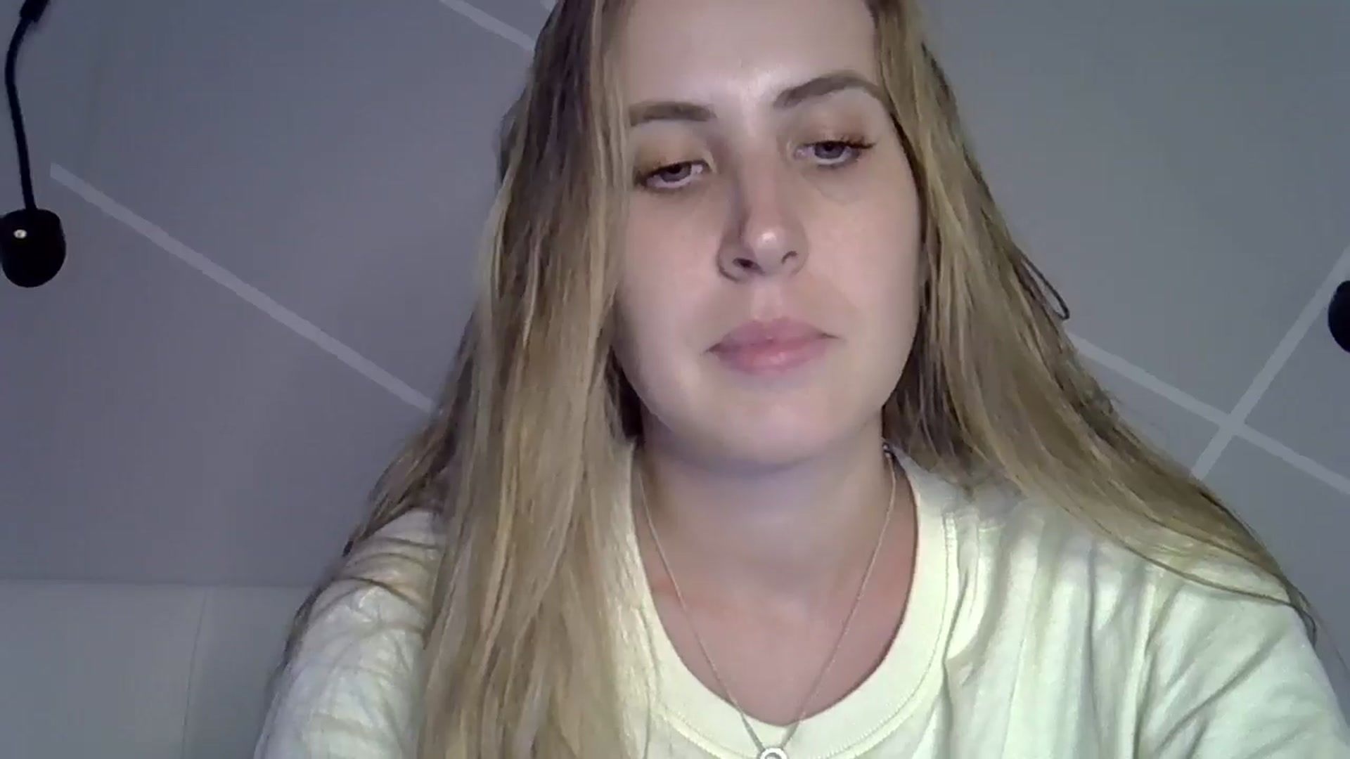 Gallery image thumbnail from MarryCox's myfreecams stream on, 07/07/2024, 17:27 image 15 of 20
