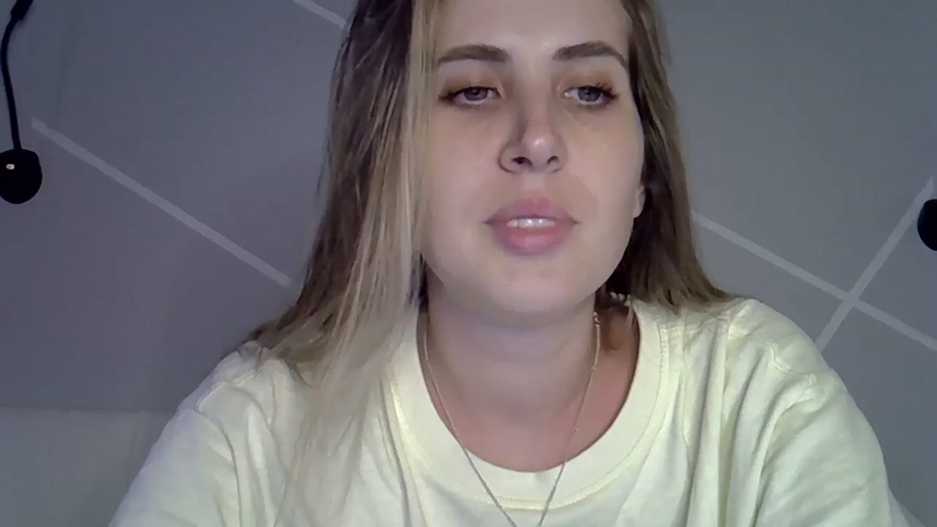 Gallery image thumbnail from MarryCox's myfreecams stream on, 07/07/2024, 17:27 image 12 of 20