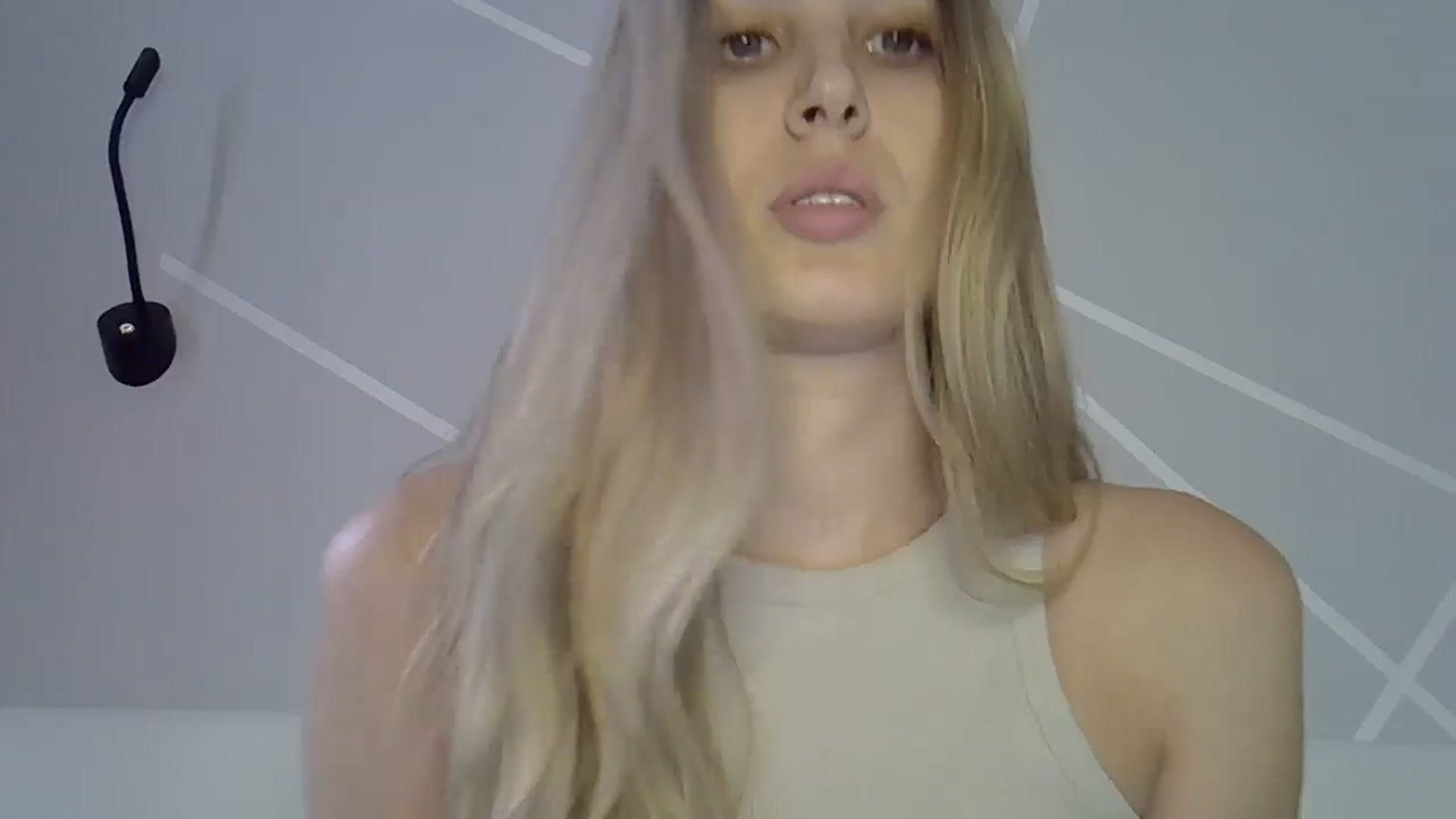 Gallery image thumbnail from MarryCox's myfreecams stream on, 07/10/2024, 13:39 image 15 of 20