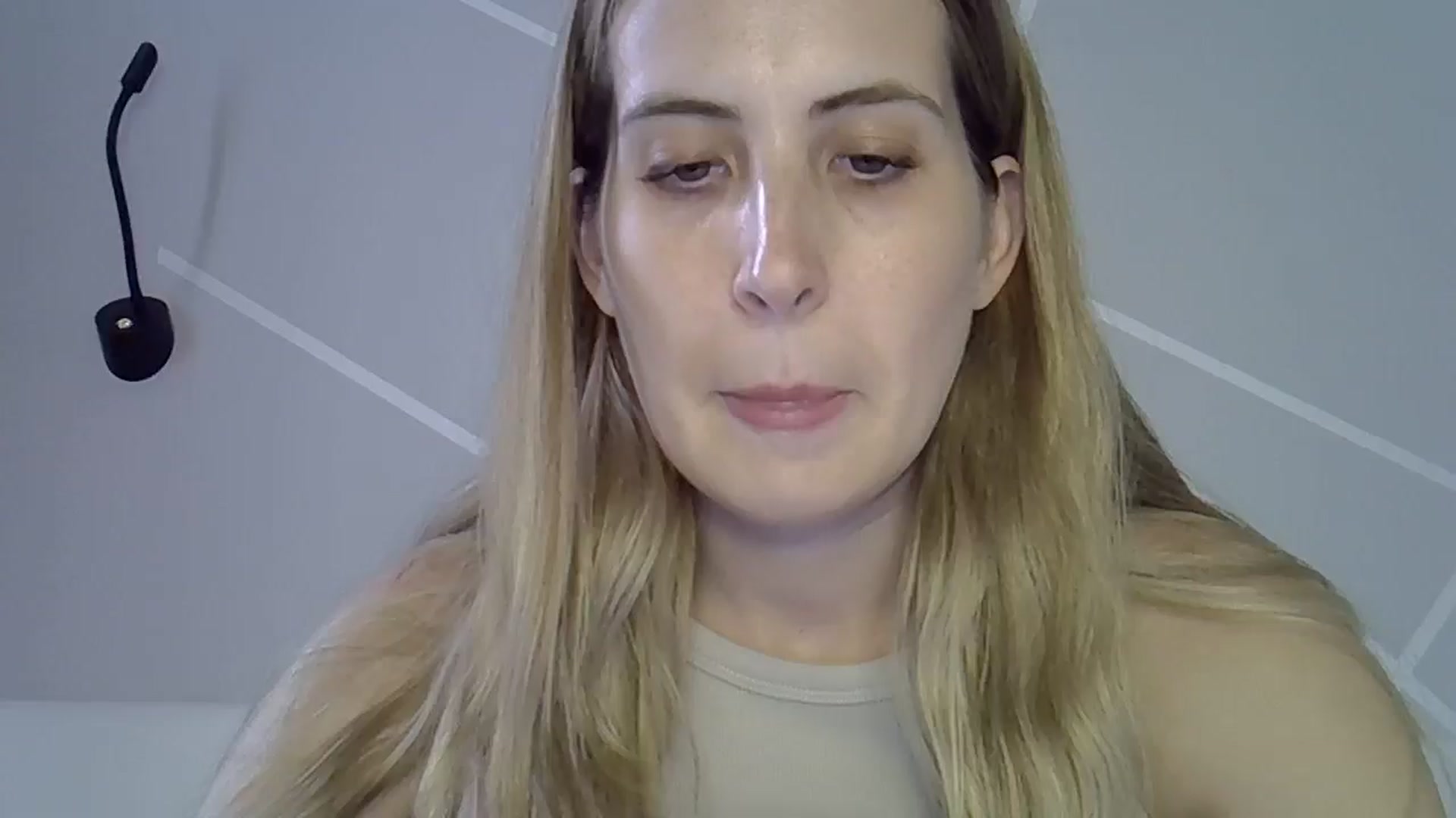 Gallery image thumbnail from MarryCox's myfreecams stream on, 07/10/2024, 13:39 image 1 of 20