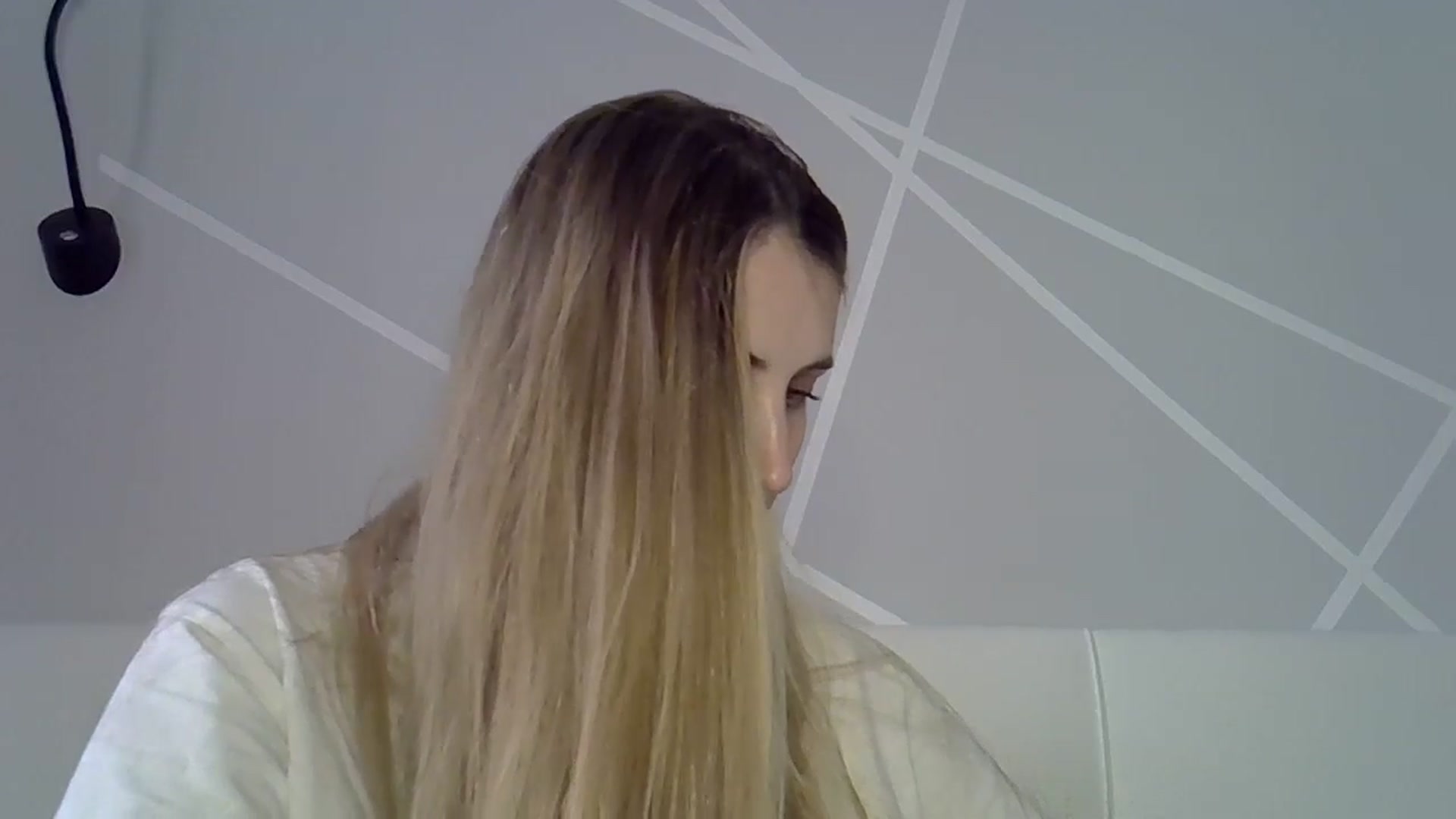Gallery image thumbnail from MarryCox's myfreecams stream on, 07/16/2024, 13:12 image 10 of 20