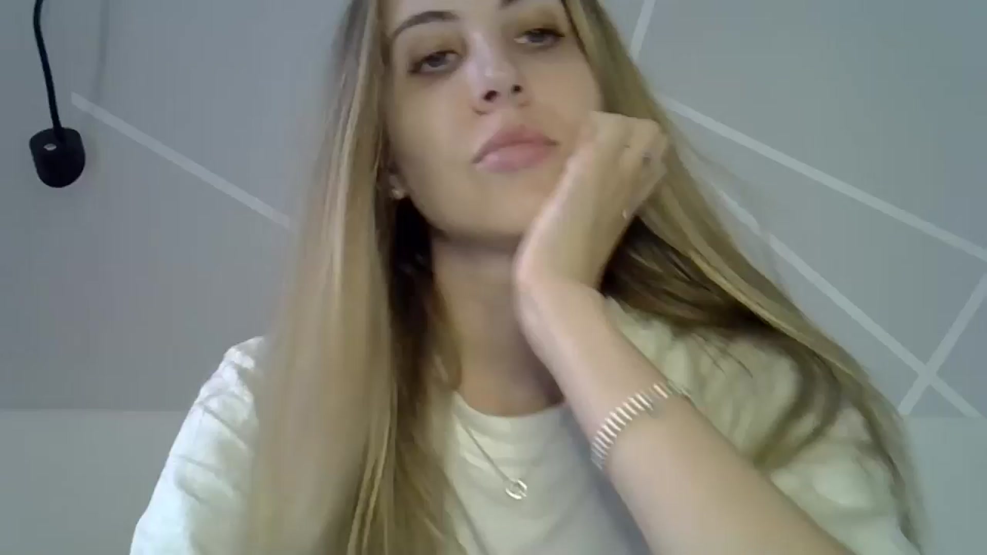 Gallery image thumbnail from MarryCox's myfreecams stream on, 07/16/2024, 13:12 image 12 of 20