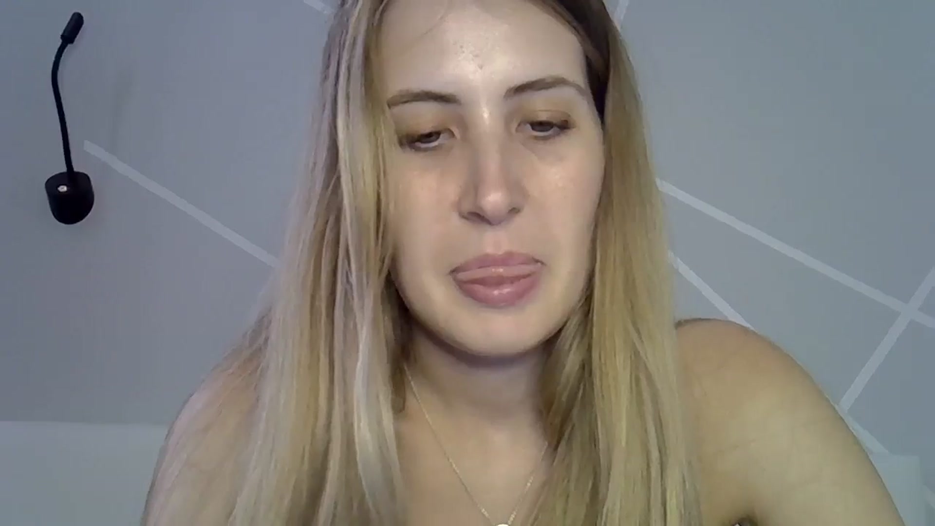 Gallery image thumbnail from MarryCox's myfreecams stream on, 07/19/2024, 12:41 image 15 of 20