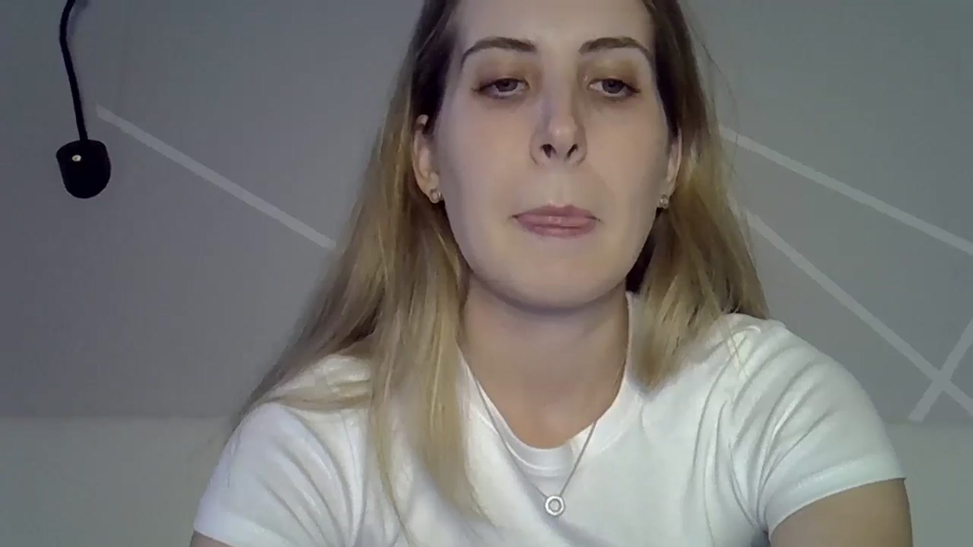 Gallery image thumbnail from MarryCox's myfreecams stream on, 07/22/2024, 16:58 image 4 of 20