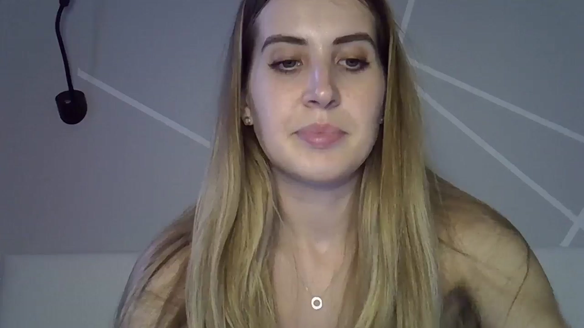 Gallery image thumbnail from MarryCox's myfreecams stream on, 07/23/2024, 16:22 image 3 of 20