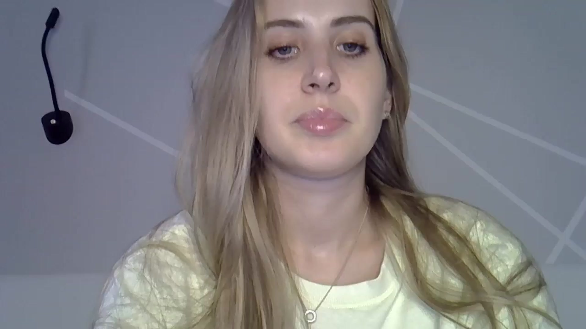 Gallery image thumbnail from MarryCox's myfreecams stream on, 07/24/2024, 14:37 image 1 of 20