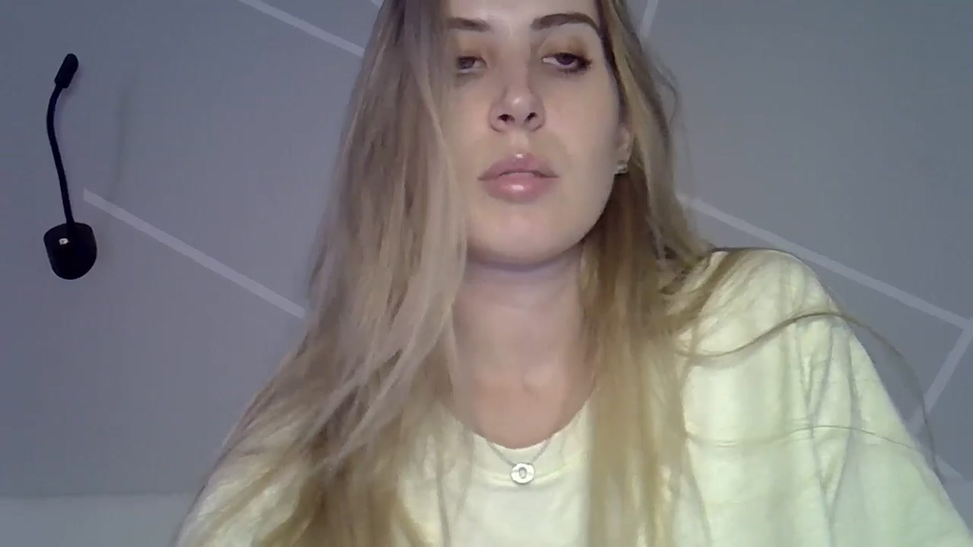 Gallery image thumbnail from MarryCox's myfreecams stream on, 07/24/2024, 14:37 image 5 of 20