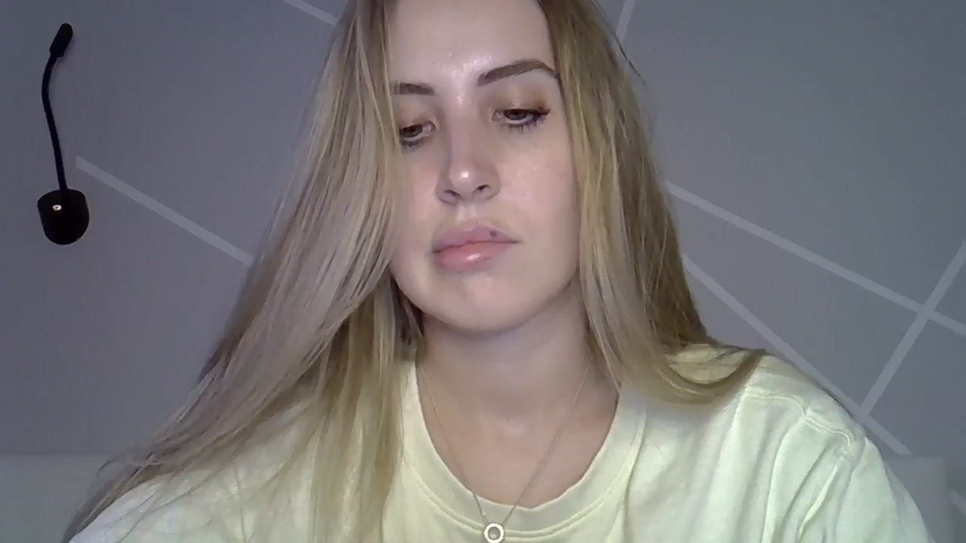 Gallery image thumbnail from MarryCox's myfreecams stream on, 07/25/2024, 15:52 image 17 of 20