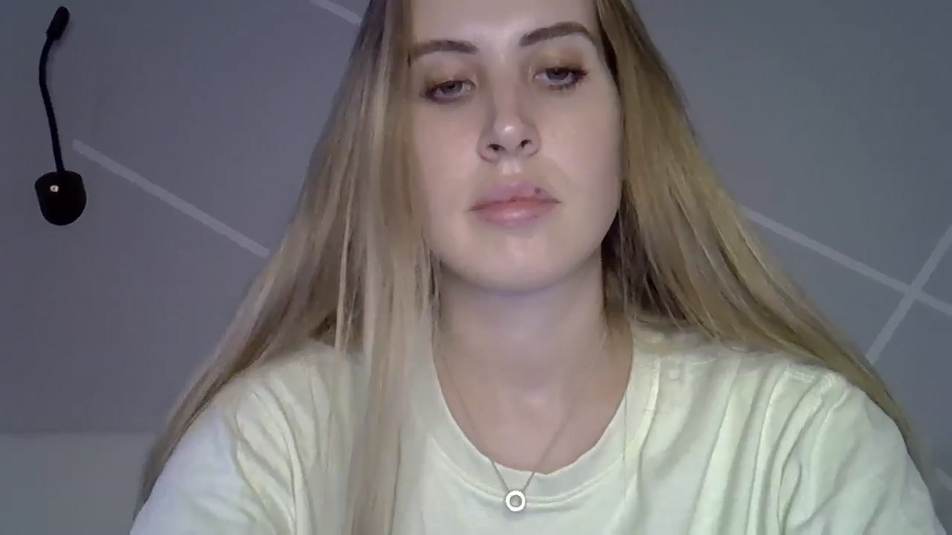 Gallery image thumbnail from MarryCox's myfreecams stream on, 07/25/2024, 15:52 image 15 of 20