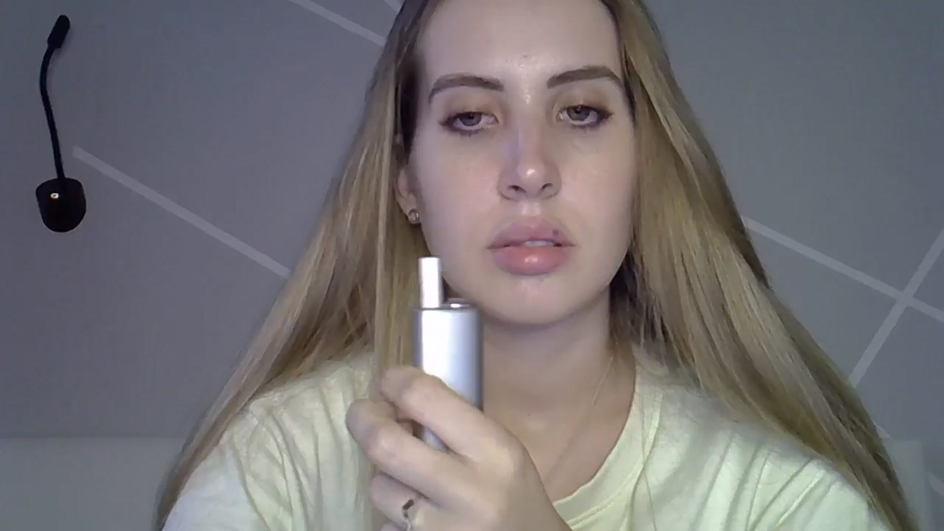 Gallery image thumbnail from MarryCox's myfreecams stream on, 07/25/2024, 15:52 image 16 of 20