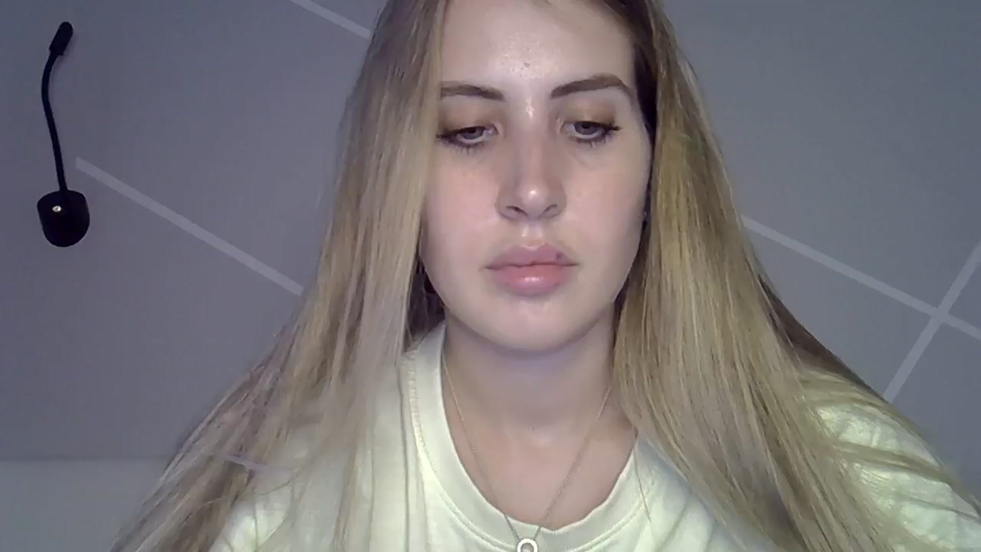 Gallery image thumbnail from MarryCox's myfreecams stream on, 07/25/2024, 15:52 image 11 of 20