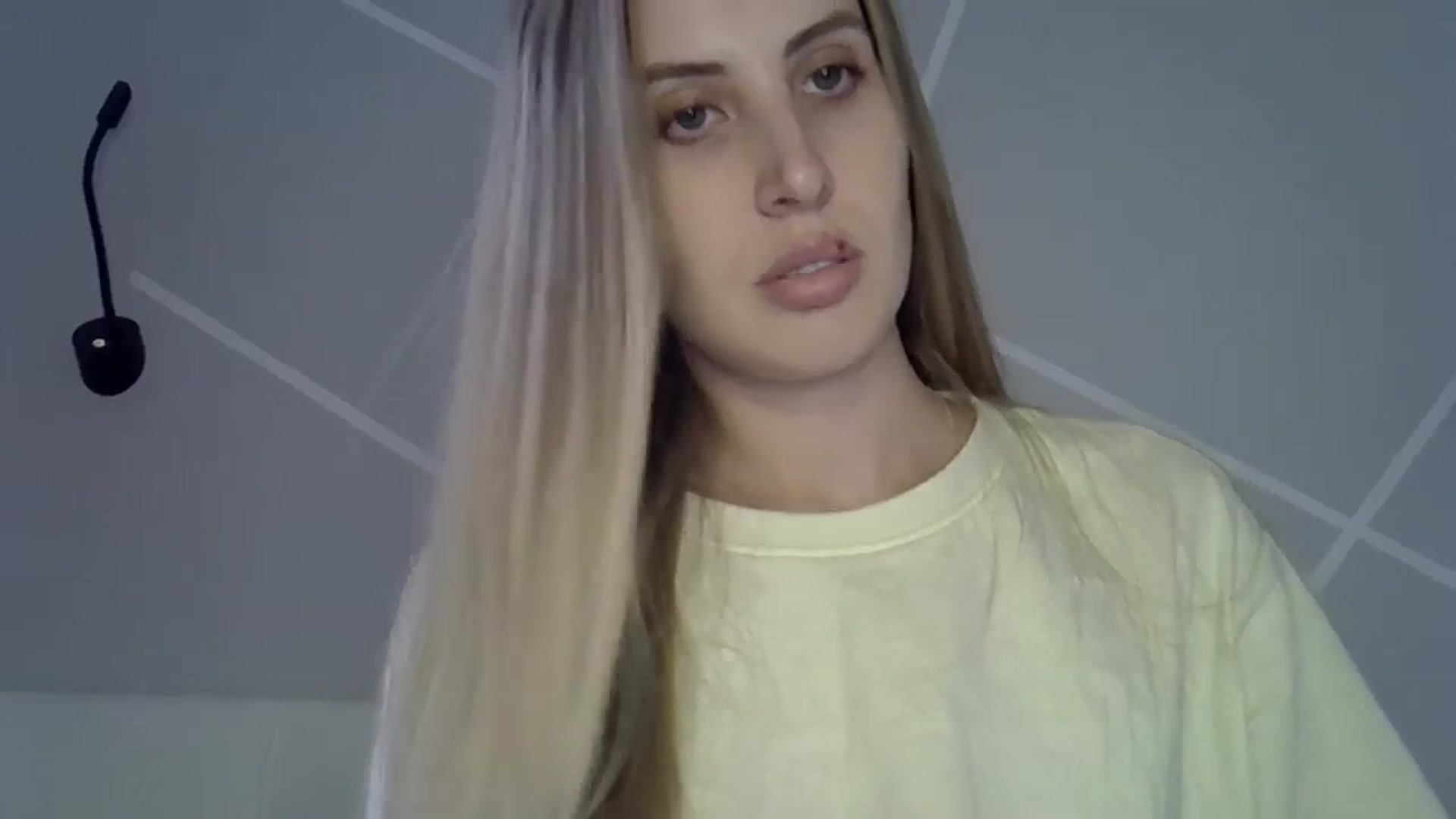 Gallery image thumbnail from MarryCox's myfreecams stream on, 07/27/2024, 12:25 image 13 of 20