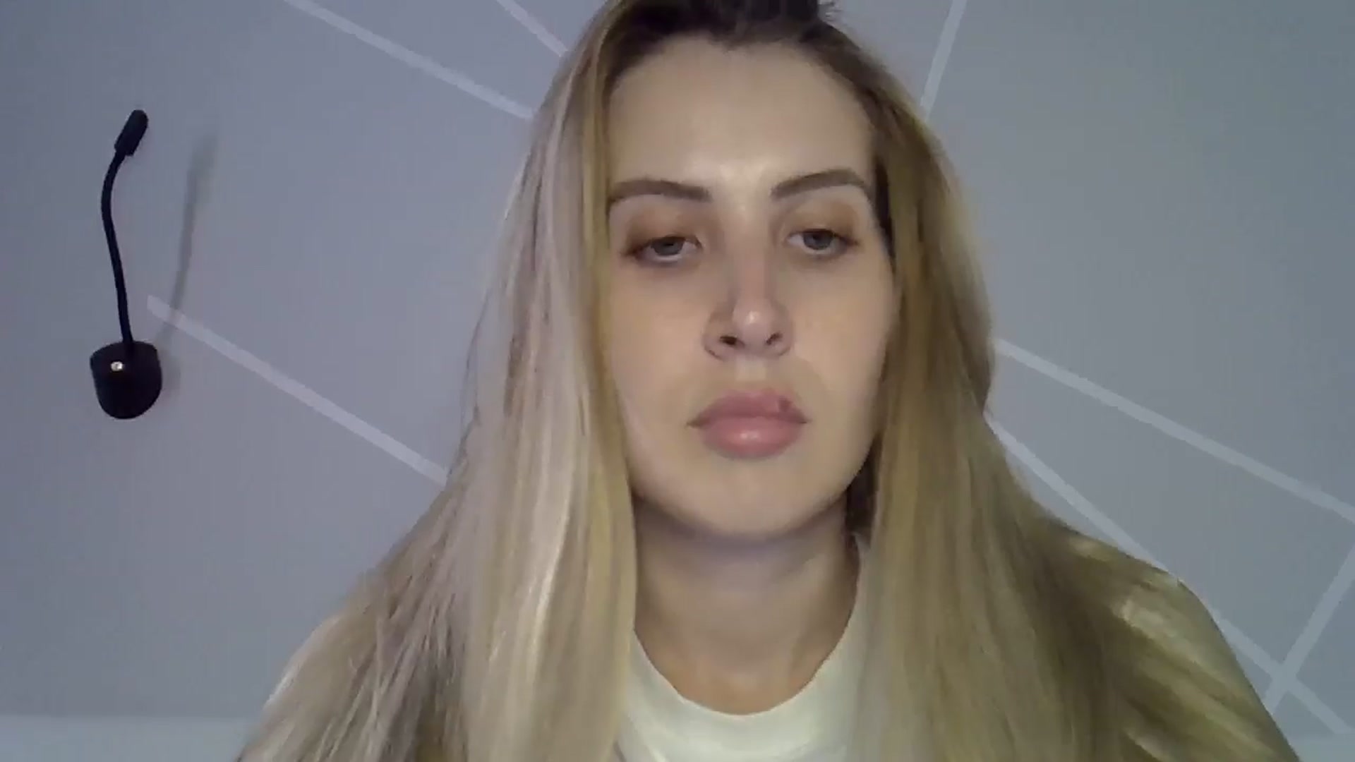 Gallery image thumbnail from MarryCox's myfreecams stream on, 07/30/2024, 13:44 image 18 of 20