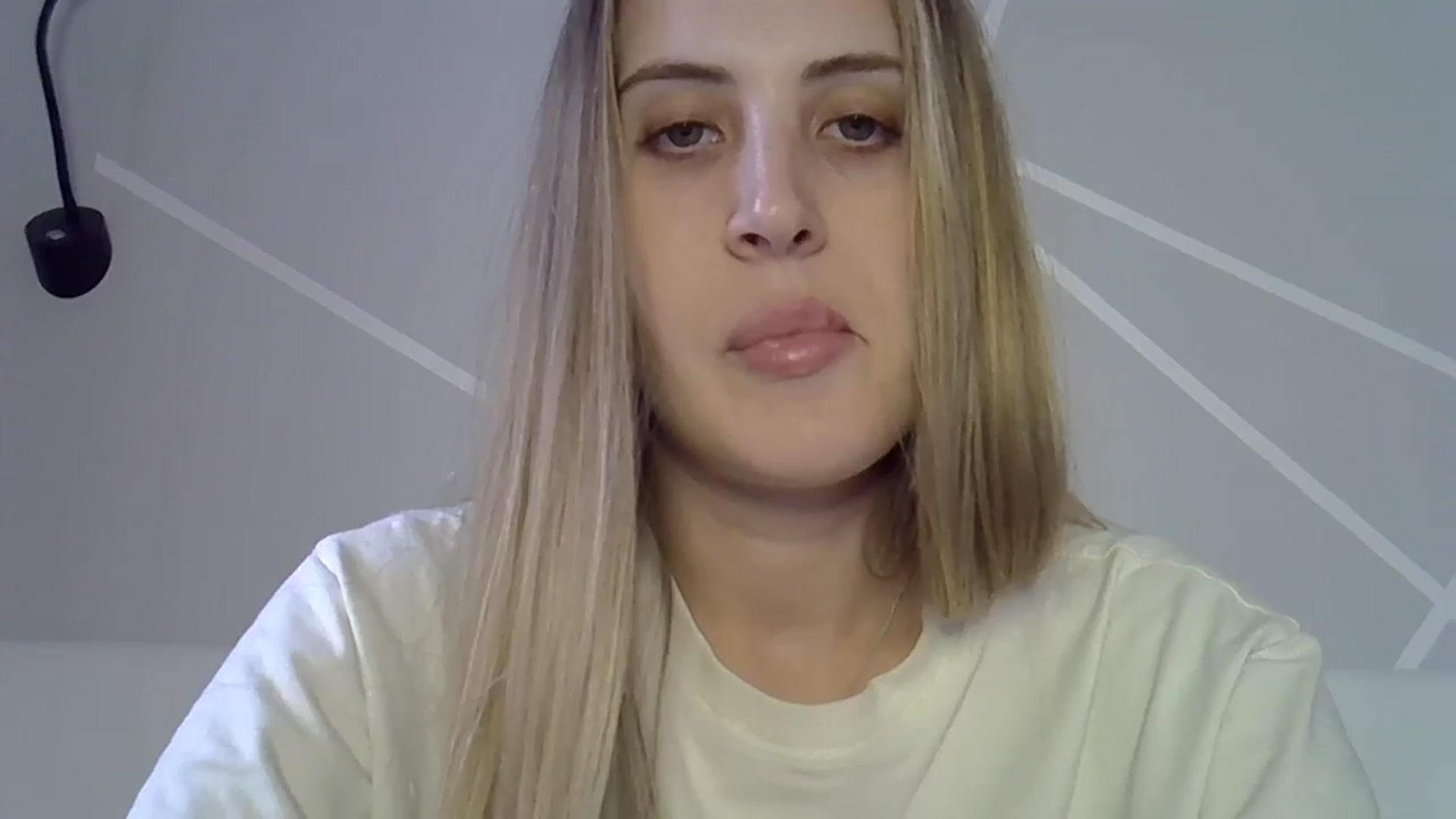 Gallery image thumbnail from MarryCox's myfreecams stream on, 08/01/2024, 13:21 image 8 of 20