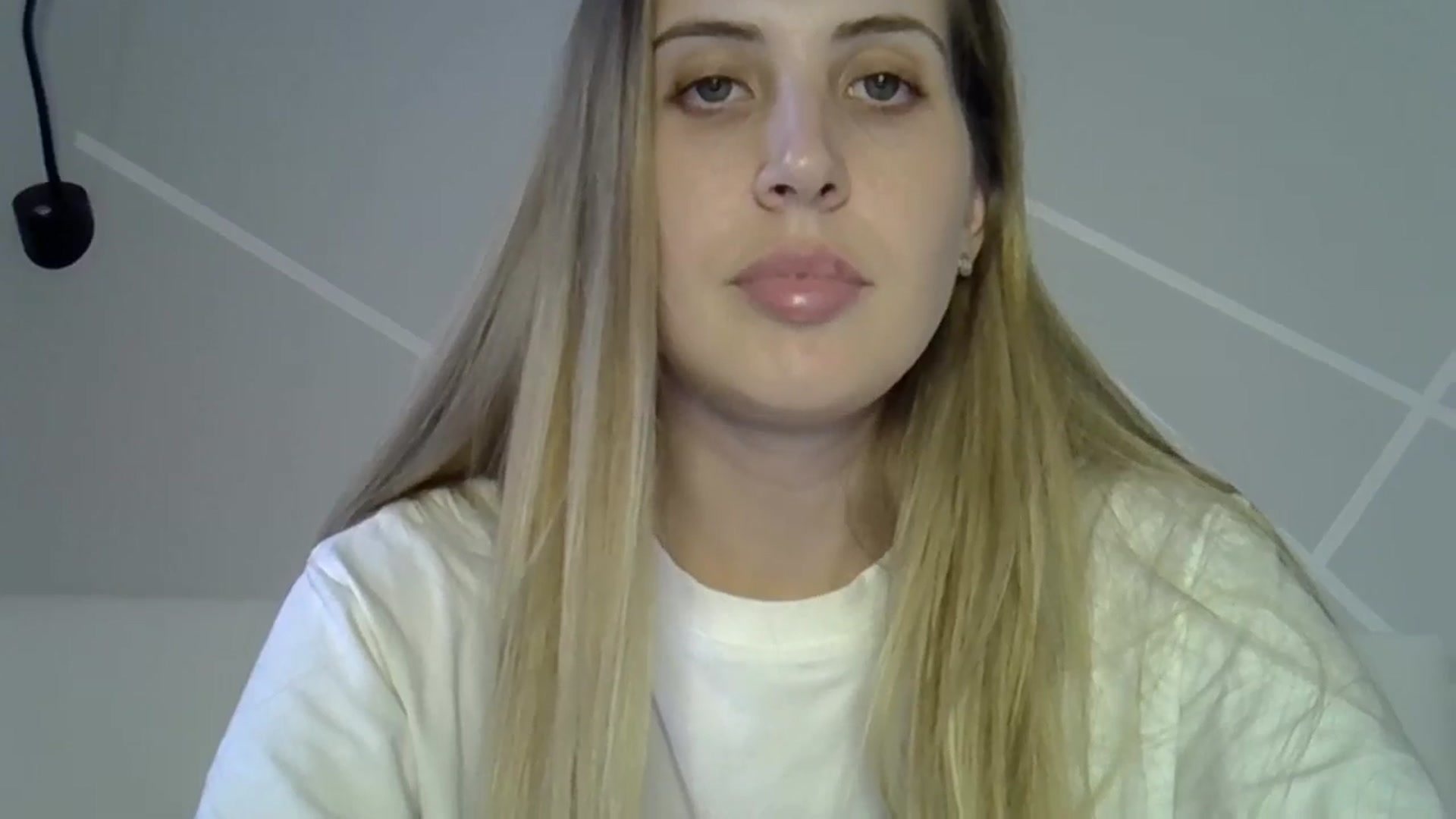 Gallery image thumbnail from MarryCox's myfreecams stream on, 08/01/2024, 13:21 image 19 of 20