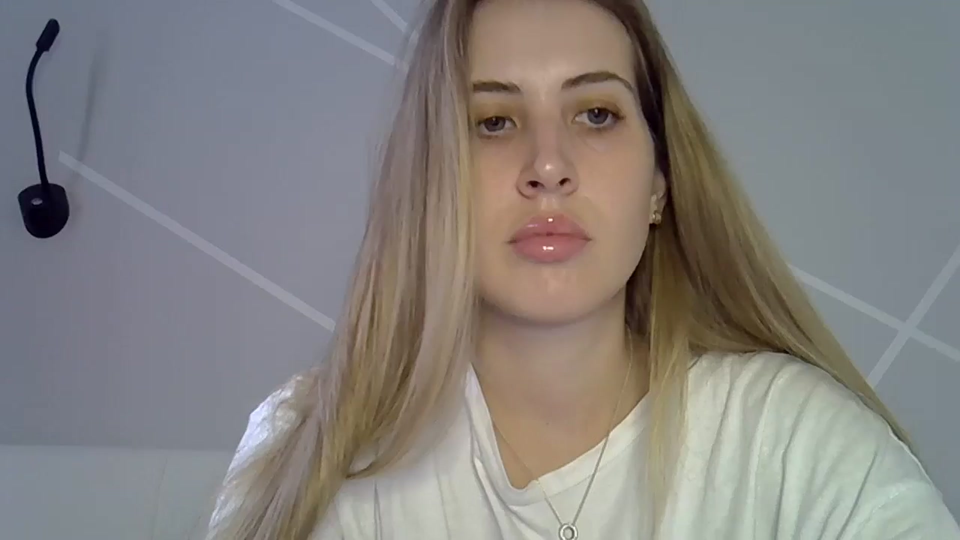 Gallery image thumbnail from MarryCox's myfreecams stream on, 08/04/2024, 09:11 image 3 of 20
