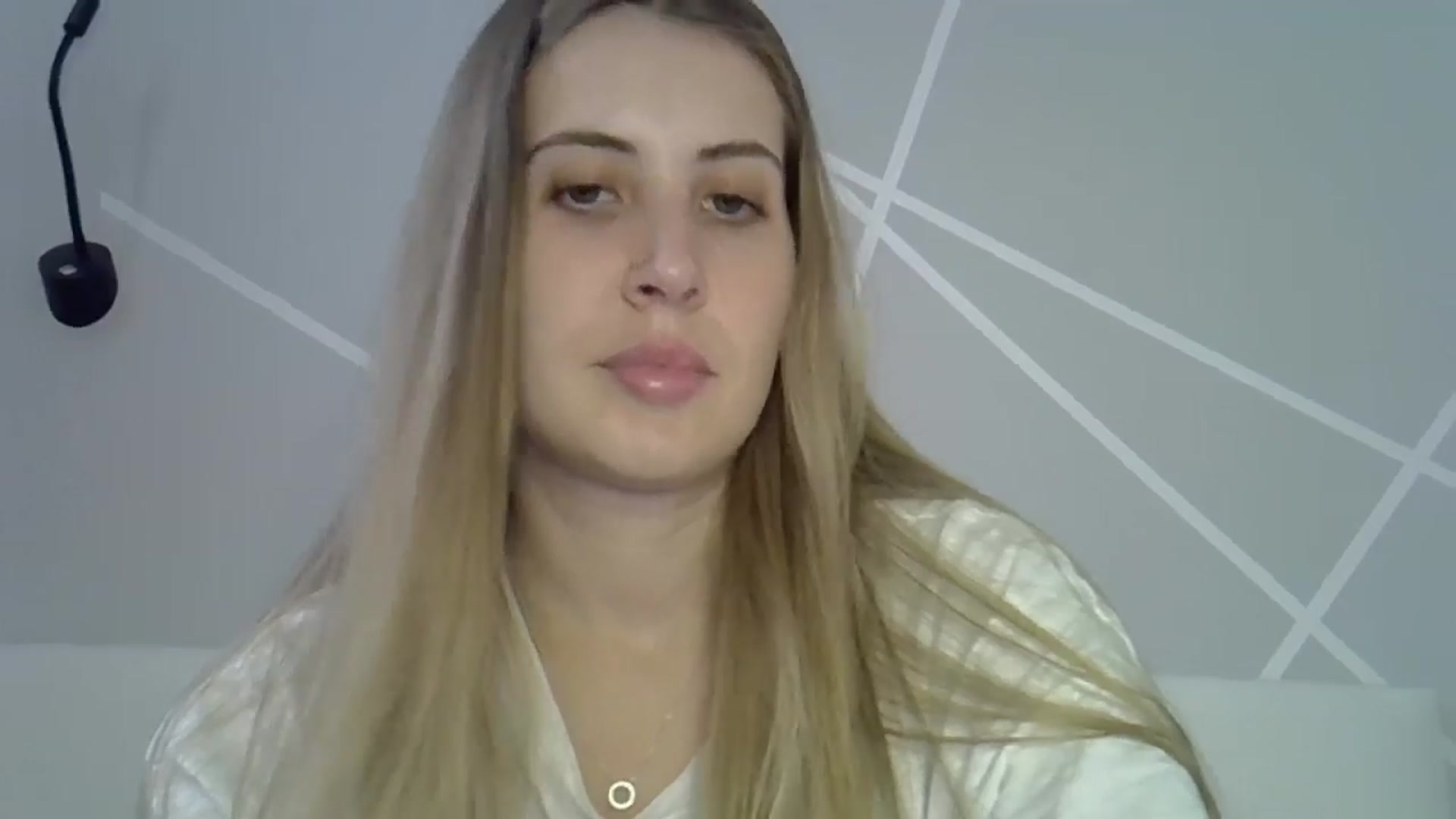 Gallery image thumbnail from MarryCox's myfreecams stream on, 08/05/2024, 10:14 image 18 of 20