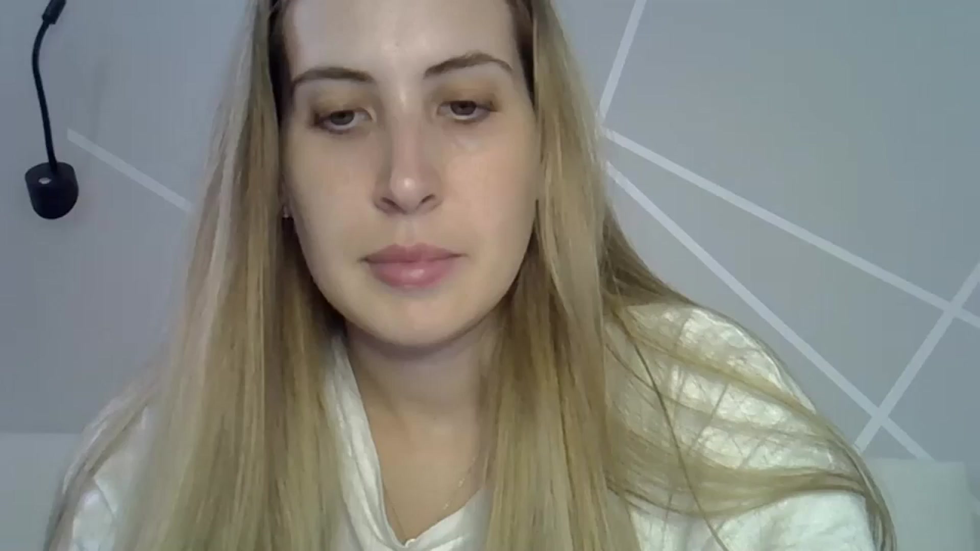 Gallery image thumbnail from MarryCox's myfreecams stream on, 08/05/2024, 10:14 image 15 of 20