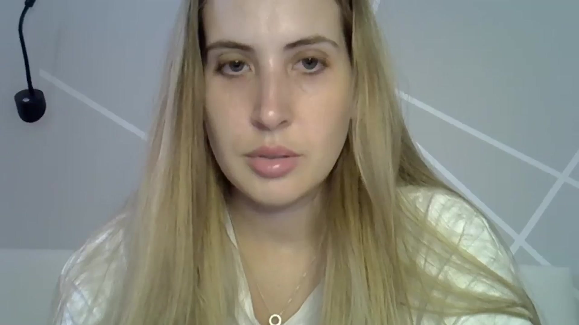 Gallery image thumbnail from MarryCox's myfreecams stream on, 08/05/2024, 10:14 image 17 of 20