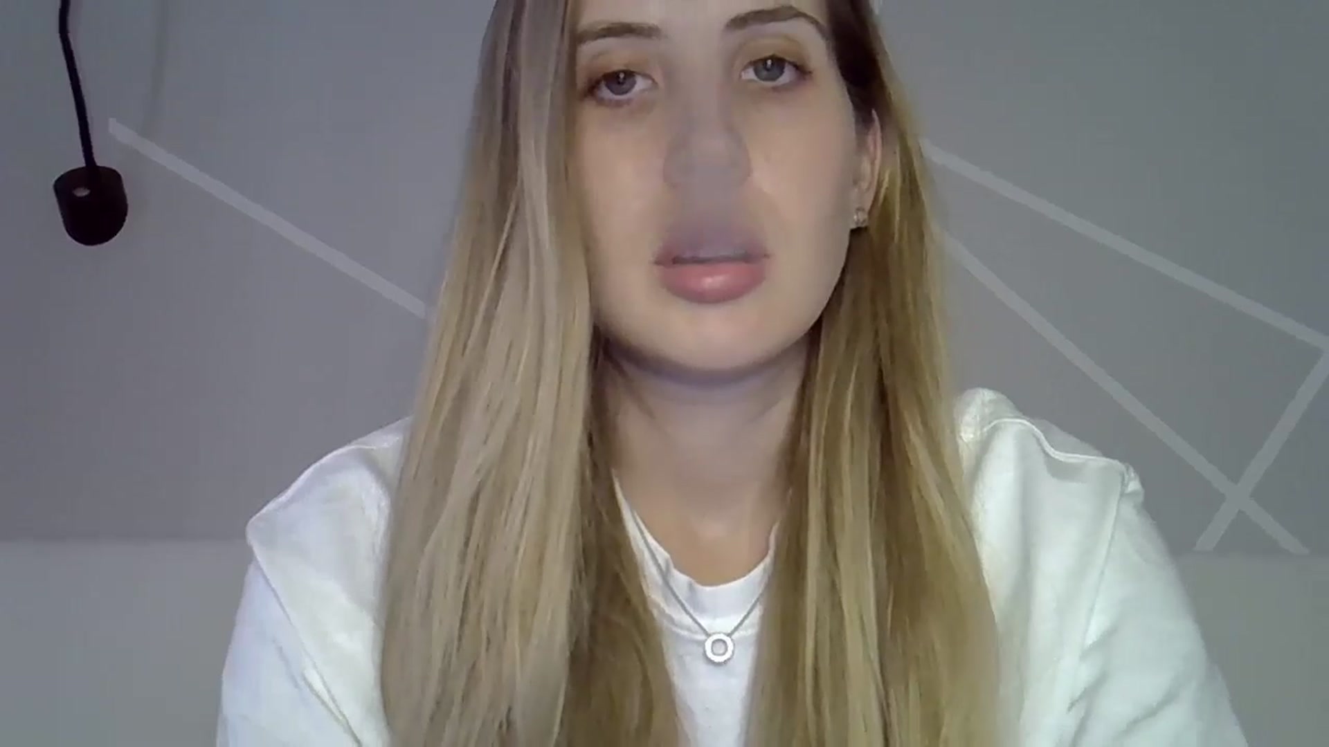Gallery image thumbnail from MarryCox's myfreecams stream on, 08/06/2024, 13:08 image 13 of 20