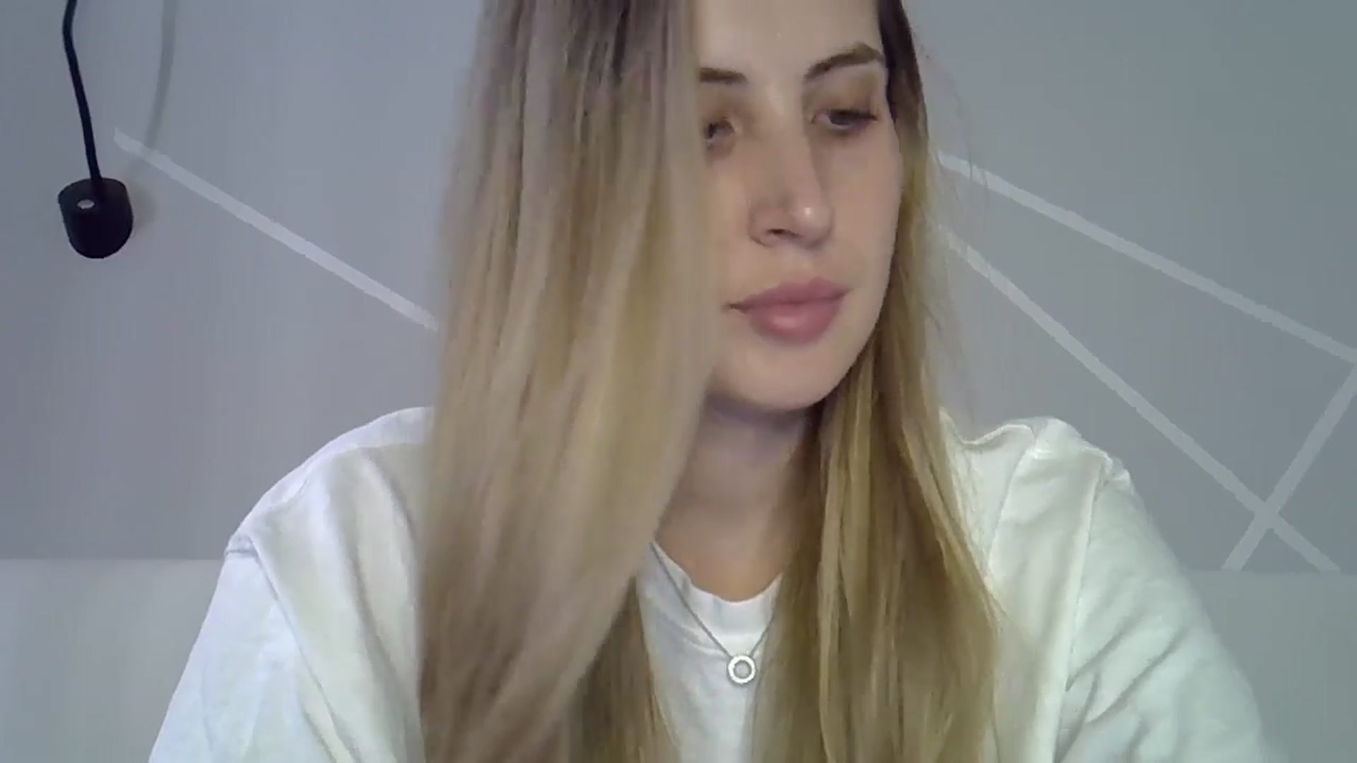 Gallery image thumbnail from MarryCox's myfreecams stream on, 08/06/2024, 13:08 image 19 of 20