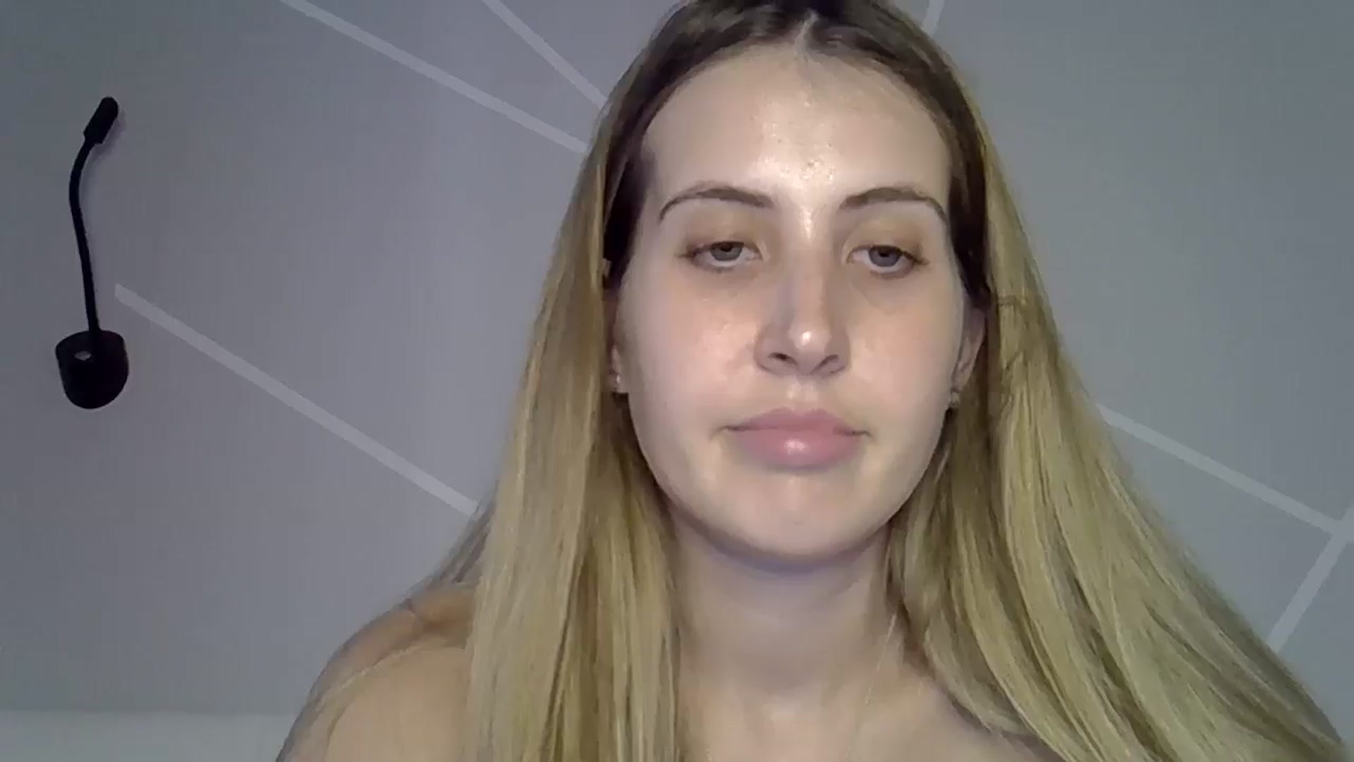 Gallery image thumbnail from MarryCox's myfreecams stream on, 08/07/2024, 13:44 image 18 of 20