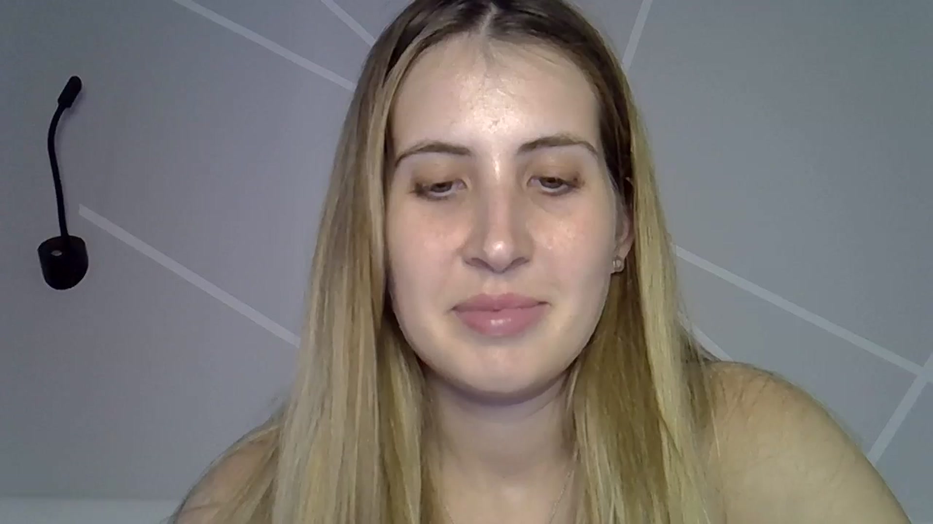 Gallery image thumbnail from MarryCox's myfreecams stream on, 08/07/2024, 13:44 image 17 of 20