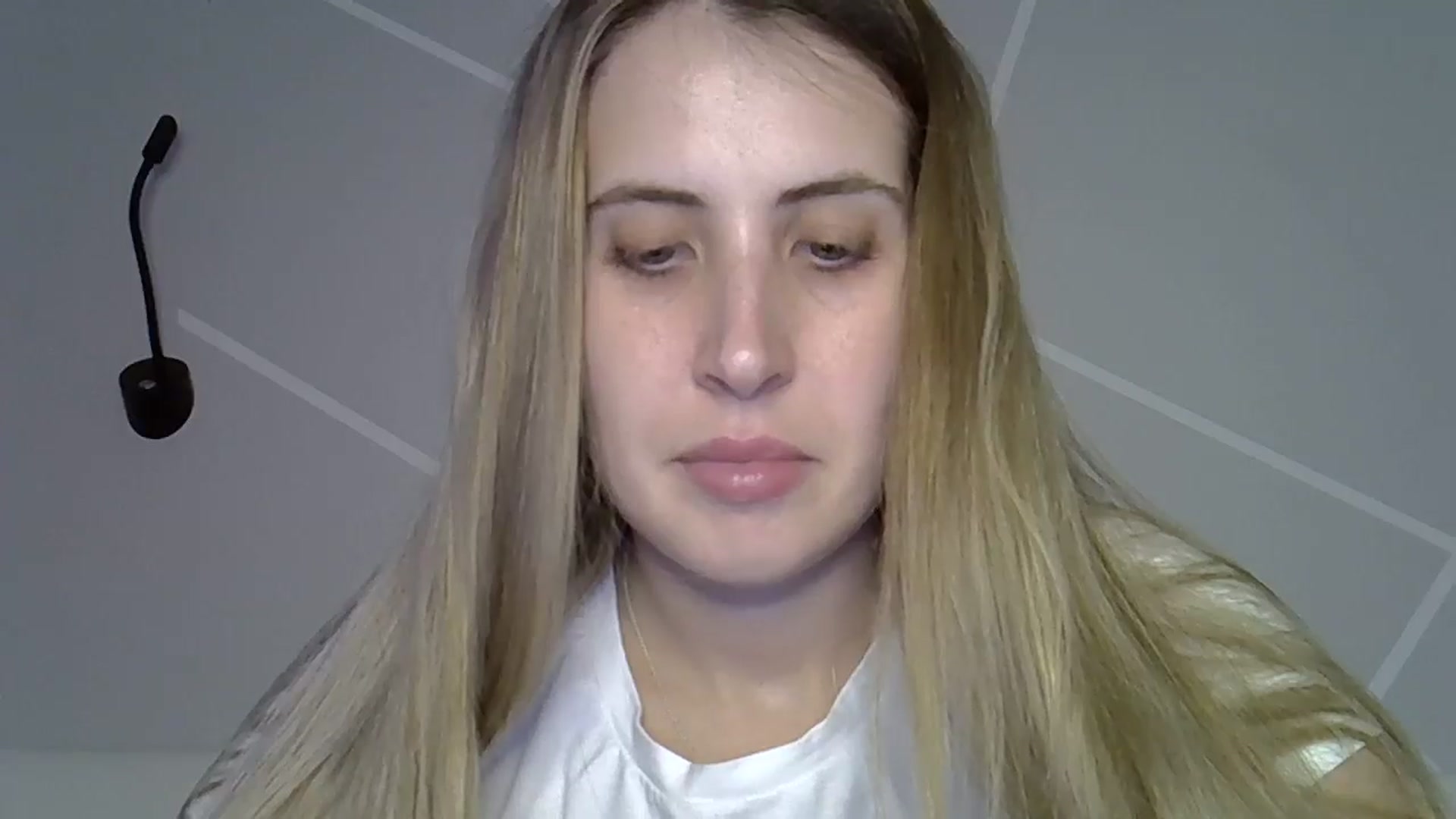 Gallery image thumbnail from MarryCox's myfreecams stream on, 08/12/2024, 13:39 image 20 of 20
