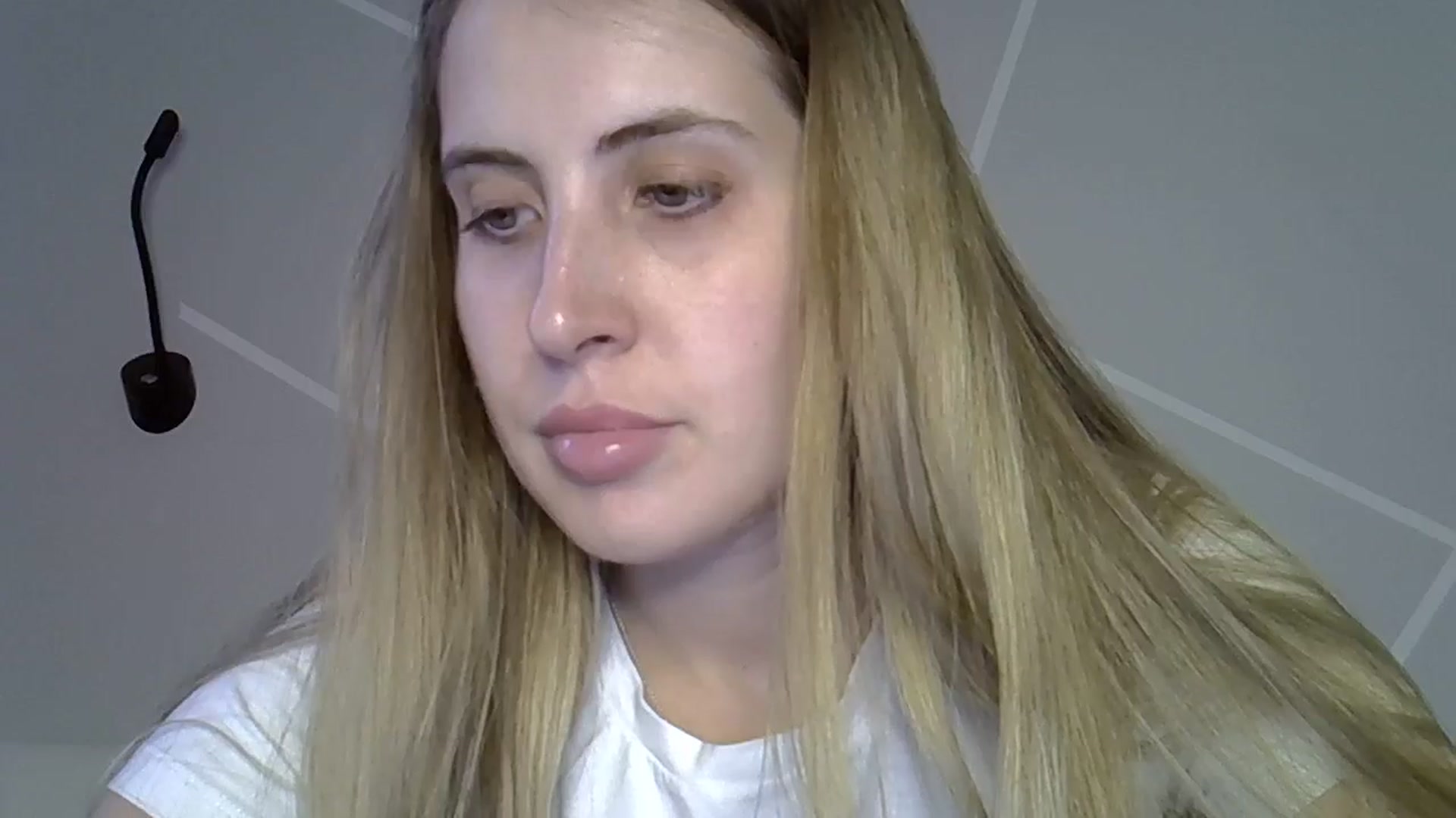 Gallery image thumbnail from MarryCox's myfreecams stream on, 08/12/2024, 13:39 image 12 of 20