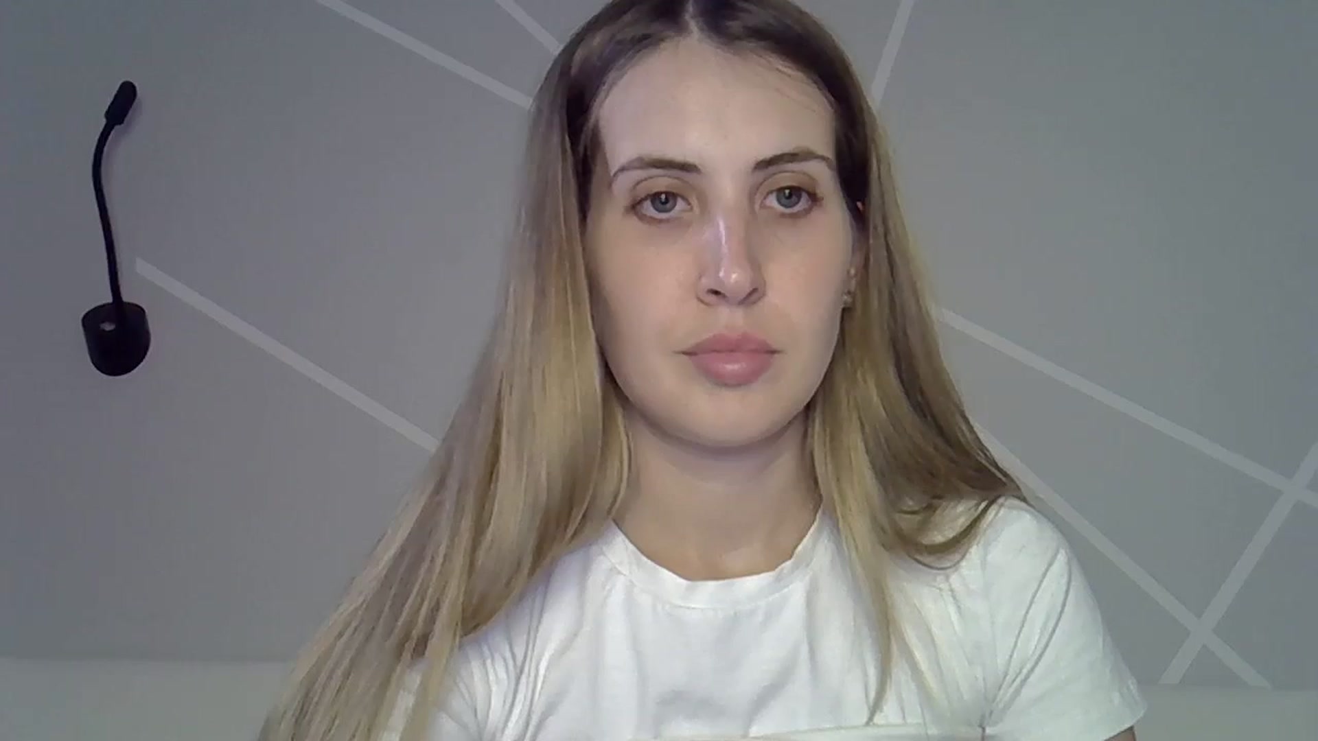 Gallery image thumbnail from MarryCox's myfreecams stream on, 08/12/2024, 13:39 image 2 of 20