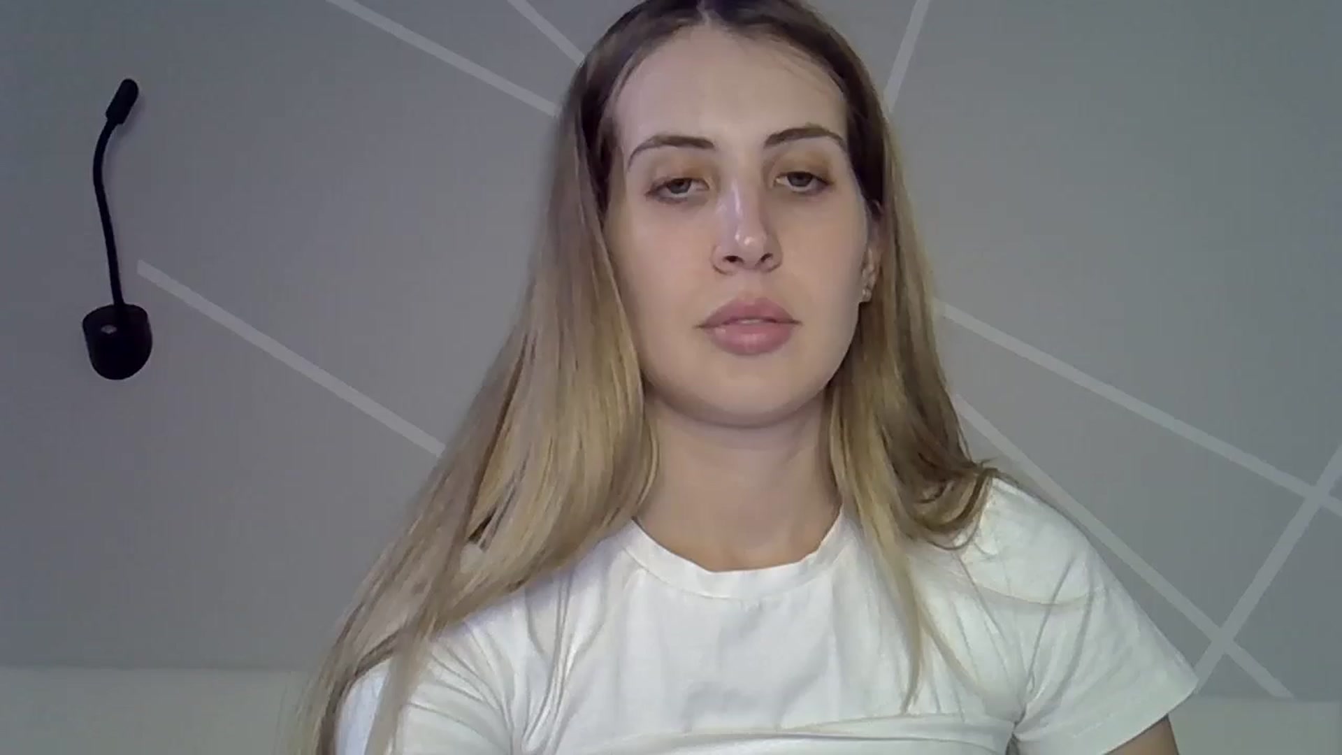 Gallery image thumbnail from MarryCox's myfreecams stream on, 08/12/2024, 13:39 image 1 of 20