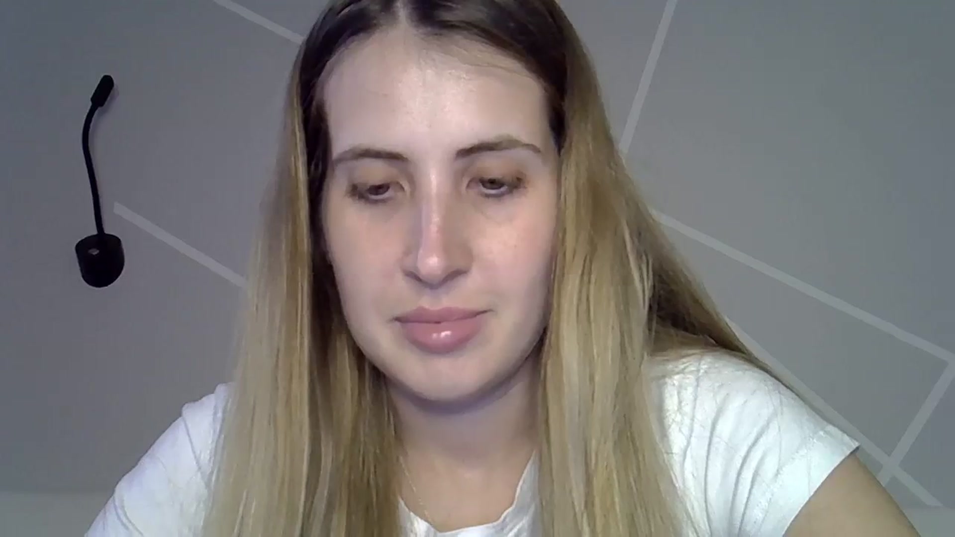 Gallery image thumbnail from MarryCox's myfreecams stream on, 08/12/2024, 14:48 image 17 of 20