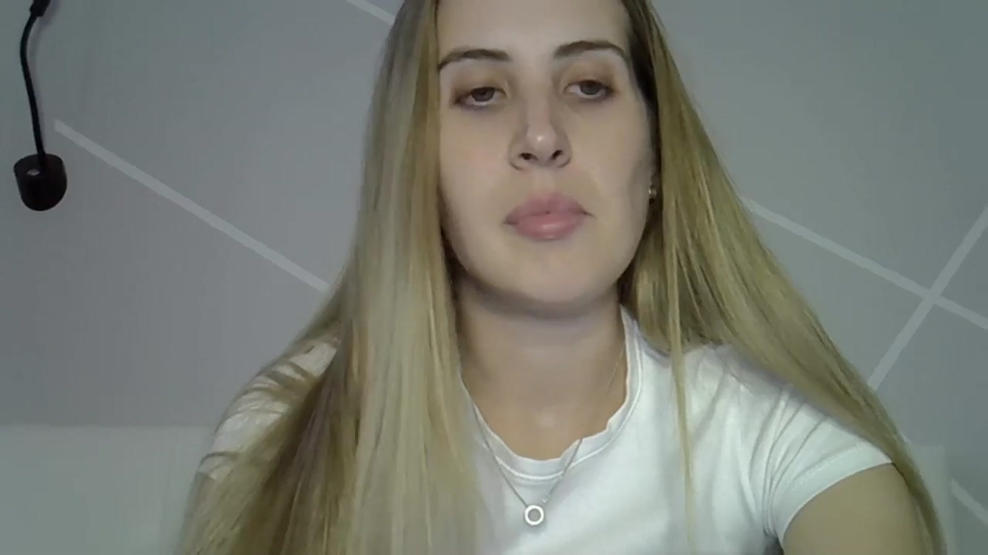Gallery image thumbnail from MarryCox's myfreecams stream on, 08/22/2024, 14:06 image 19 of 20